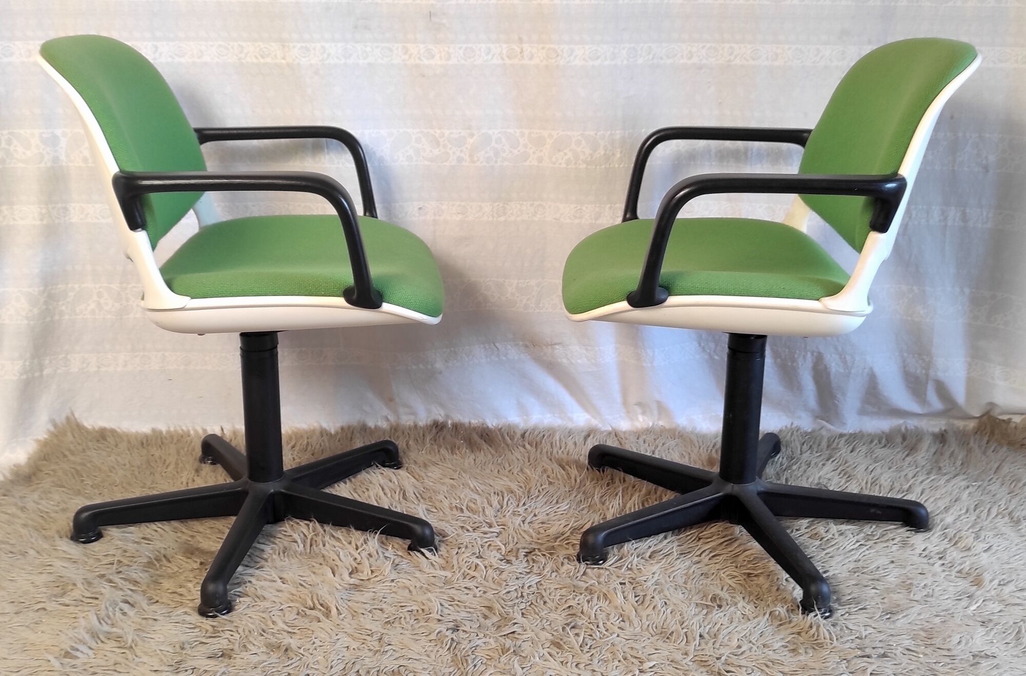 Office armchairs by Conforto for International Furniture 70s/80s