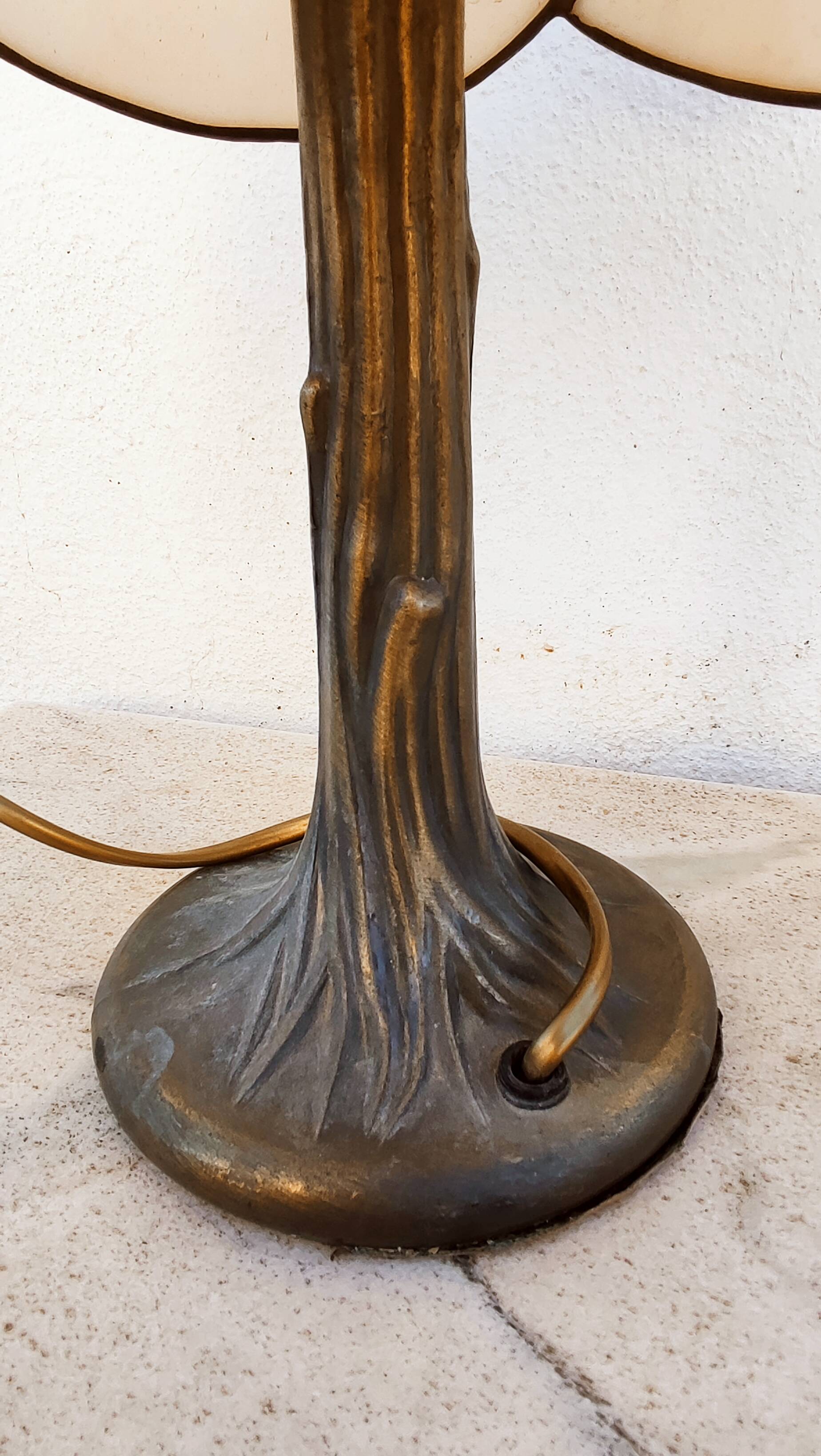 Art nouveau style lamp