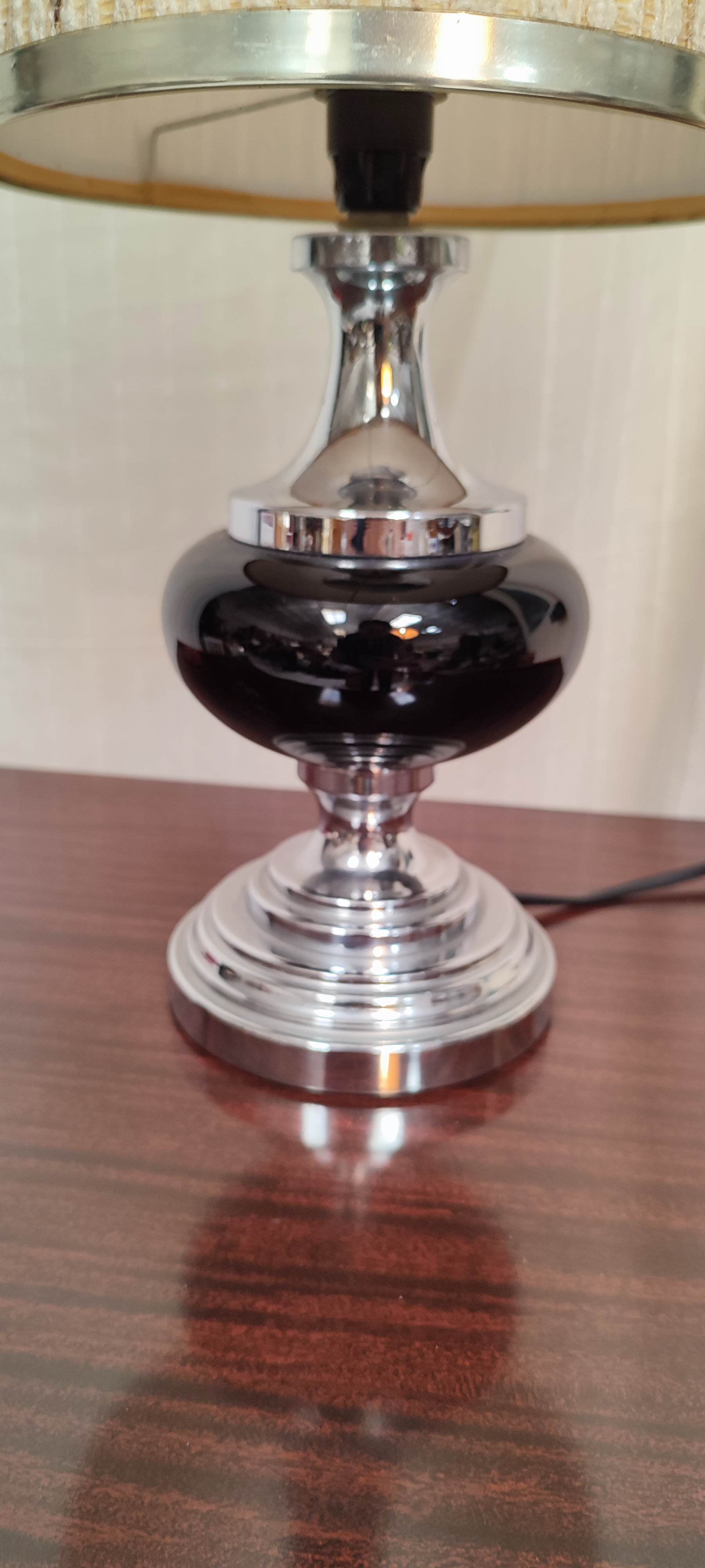 Vintage ceramic table lamp and chrome metal