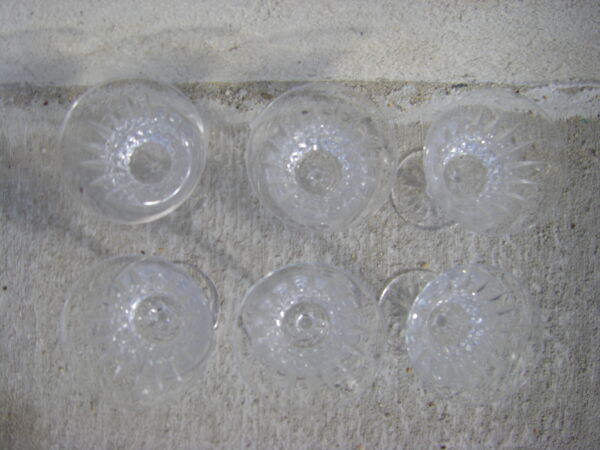 Série de six verres en cristal