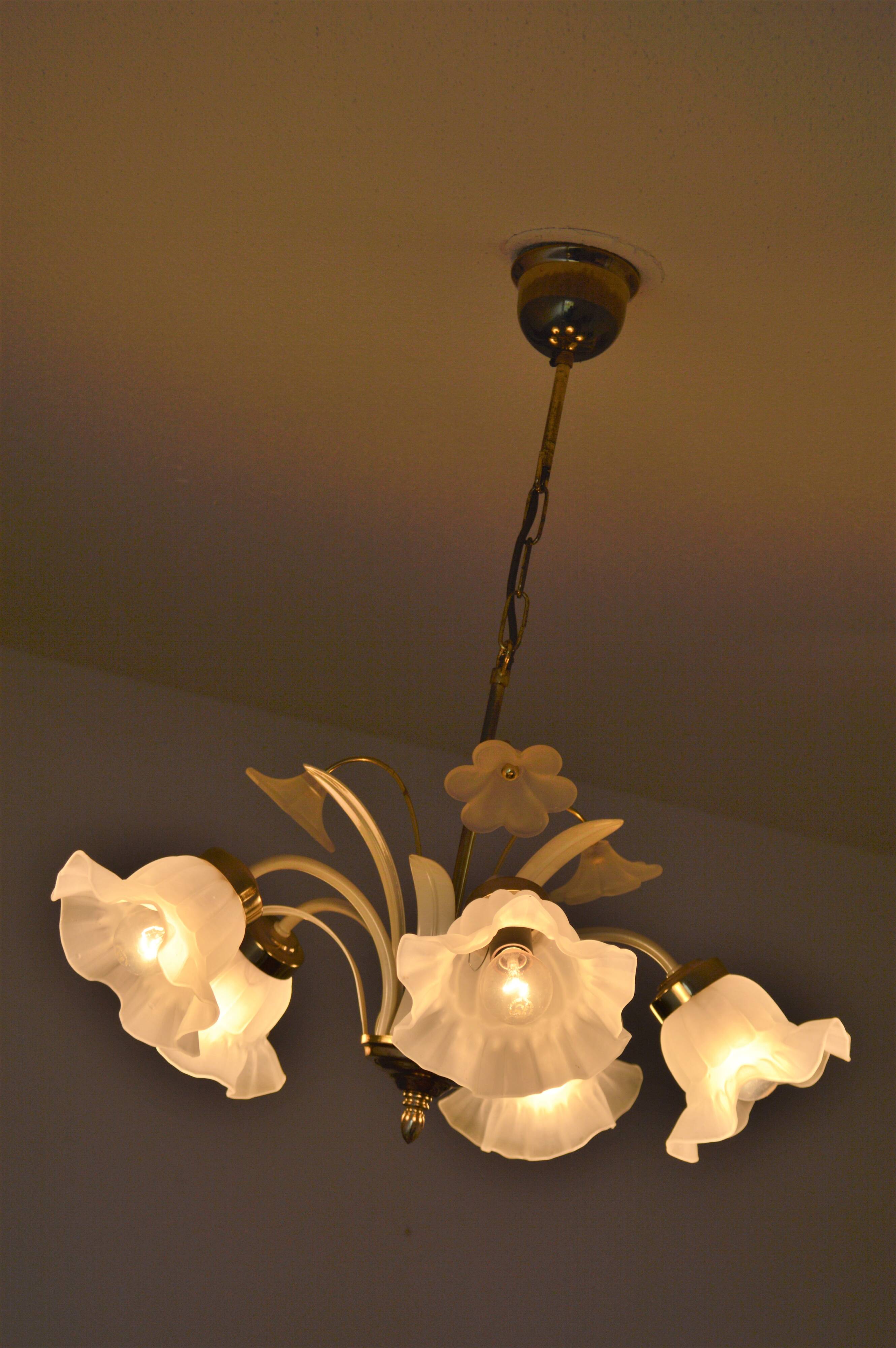 Lustre ceiling lamp design flowers of the 70s