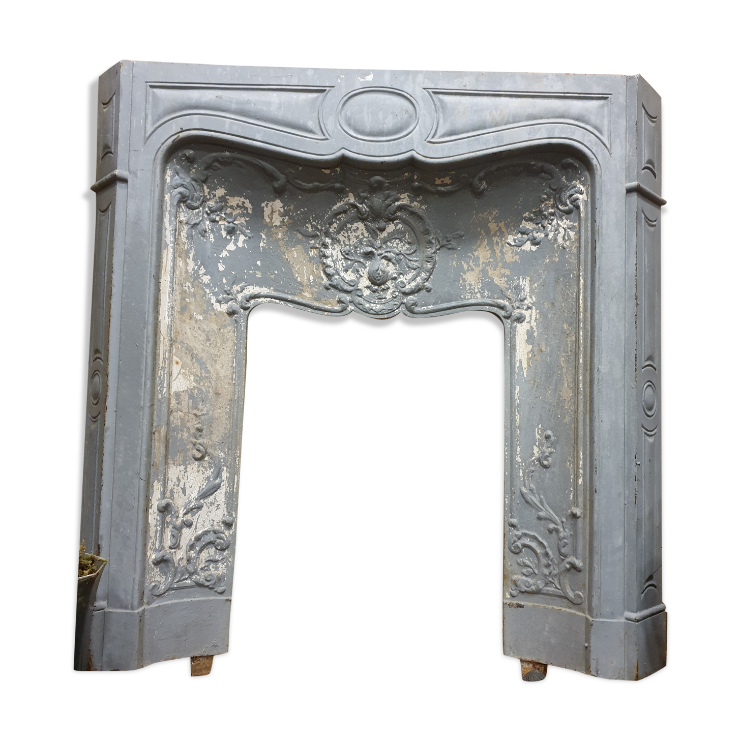 Cast iron chimney coat