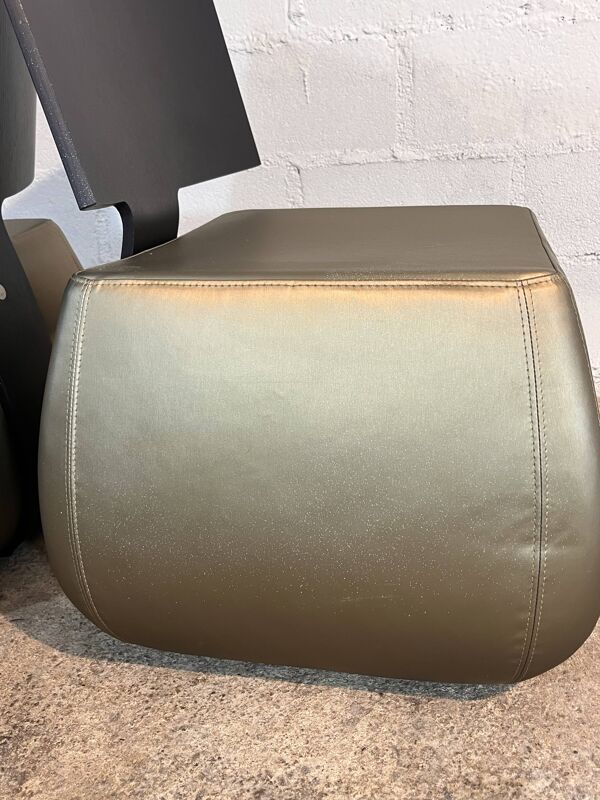 Paire de chauffeuses ''Tazia'' Pascal Mourgue pour Ligne Roset