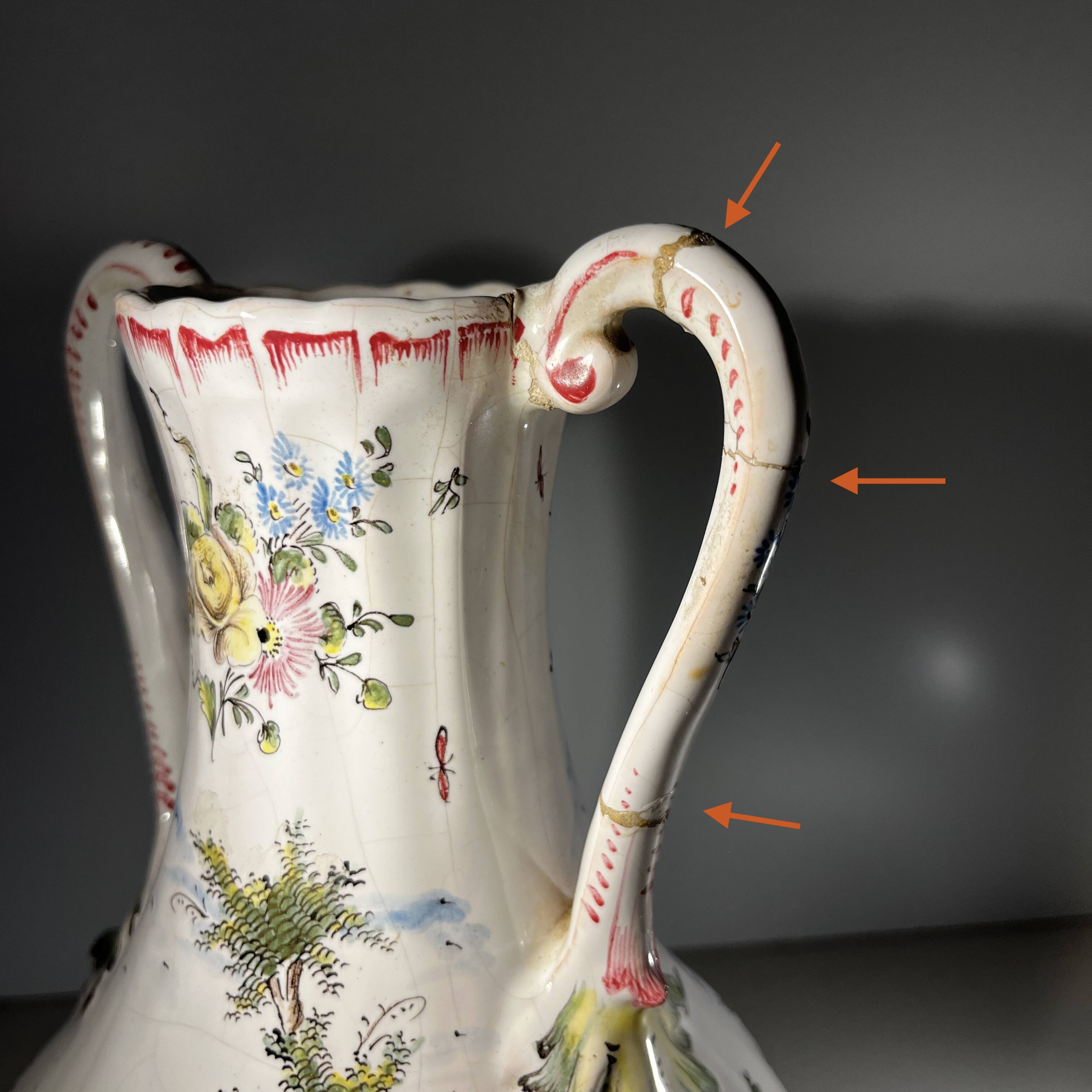 Pair of vases, Marseille earthenware factory, Joseph Gaspard Robert