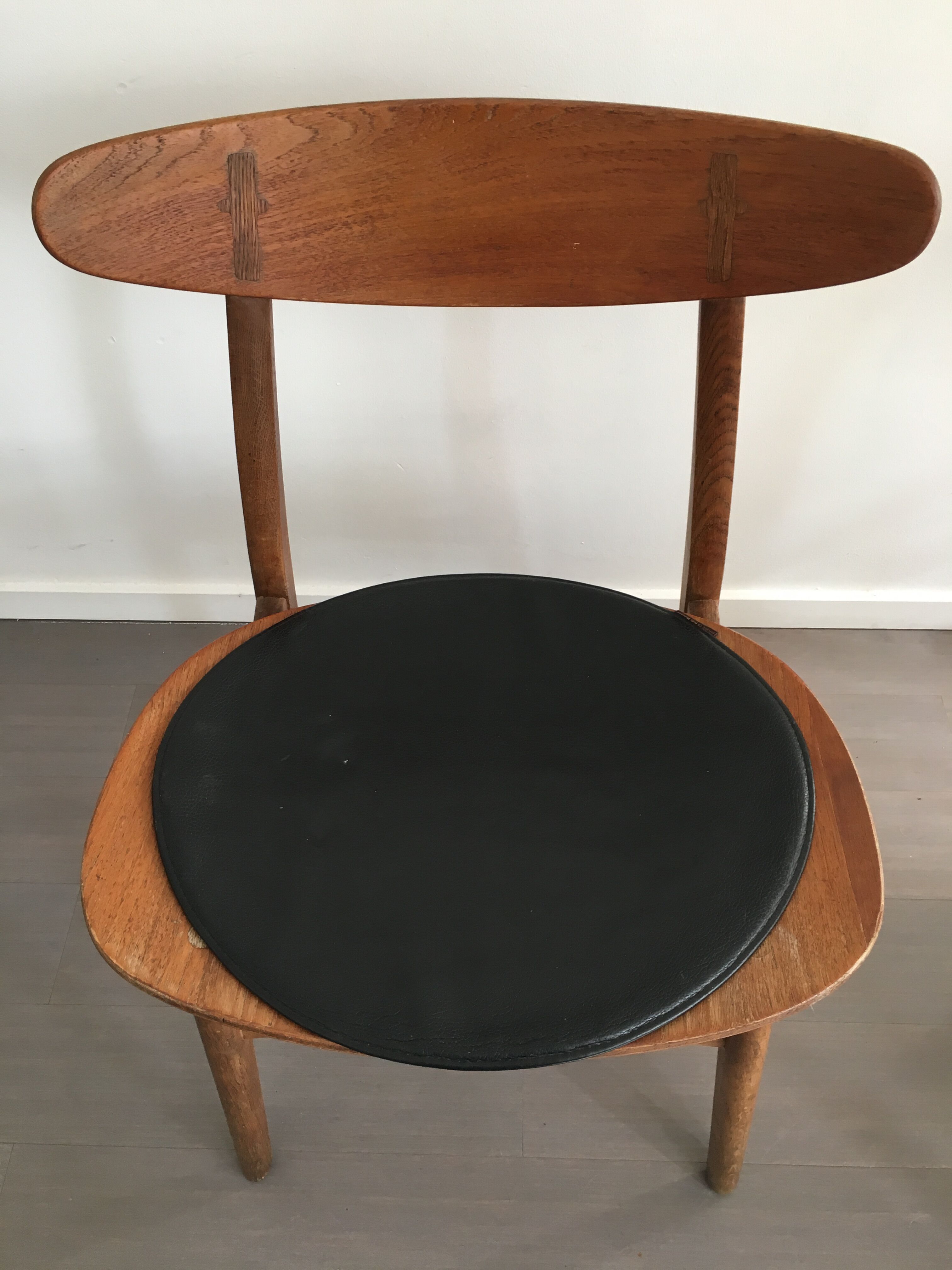 Hans J. Wegner Model CH30 dining chairs