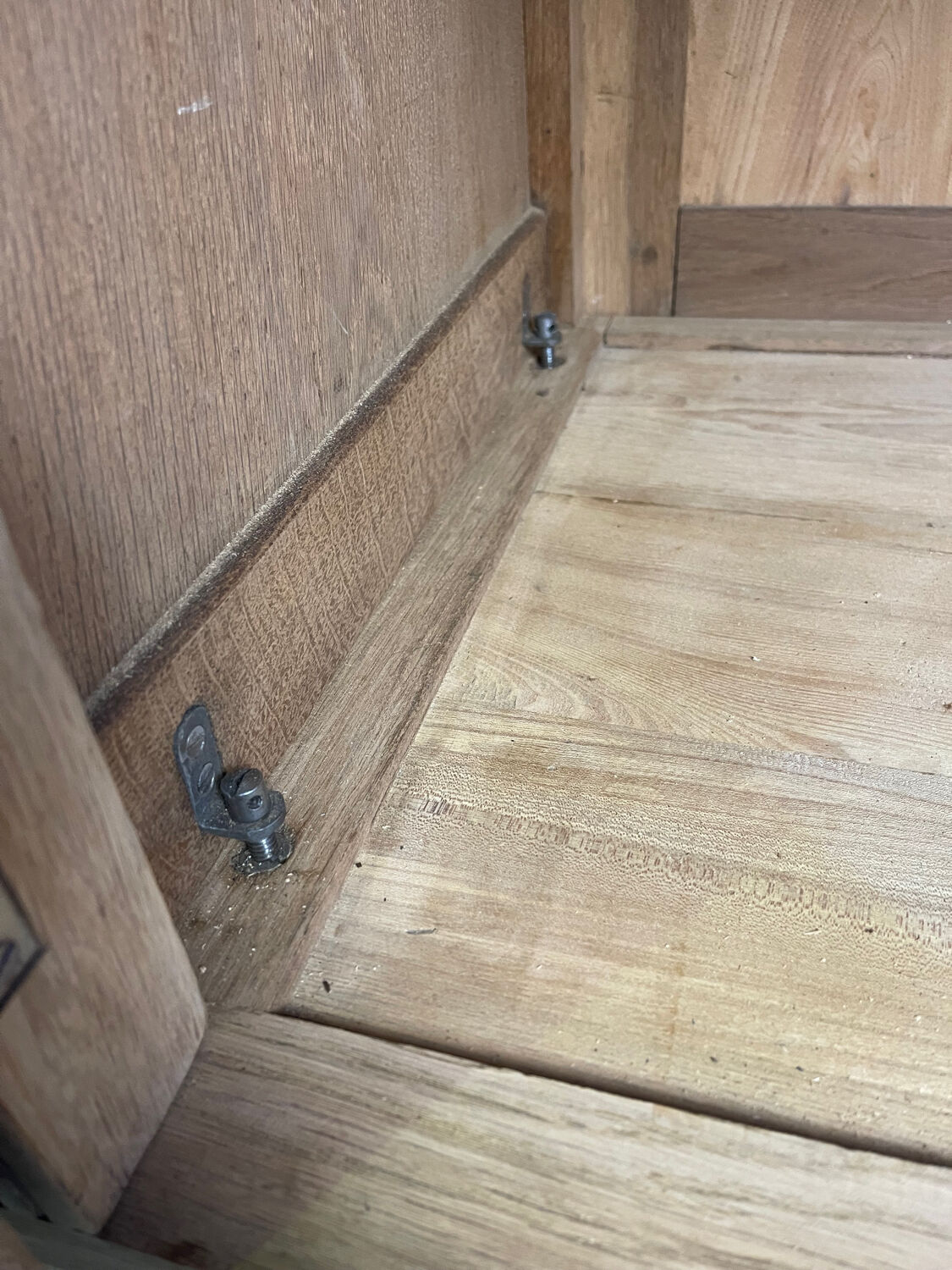 Parisian wardrobe in solid oak