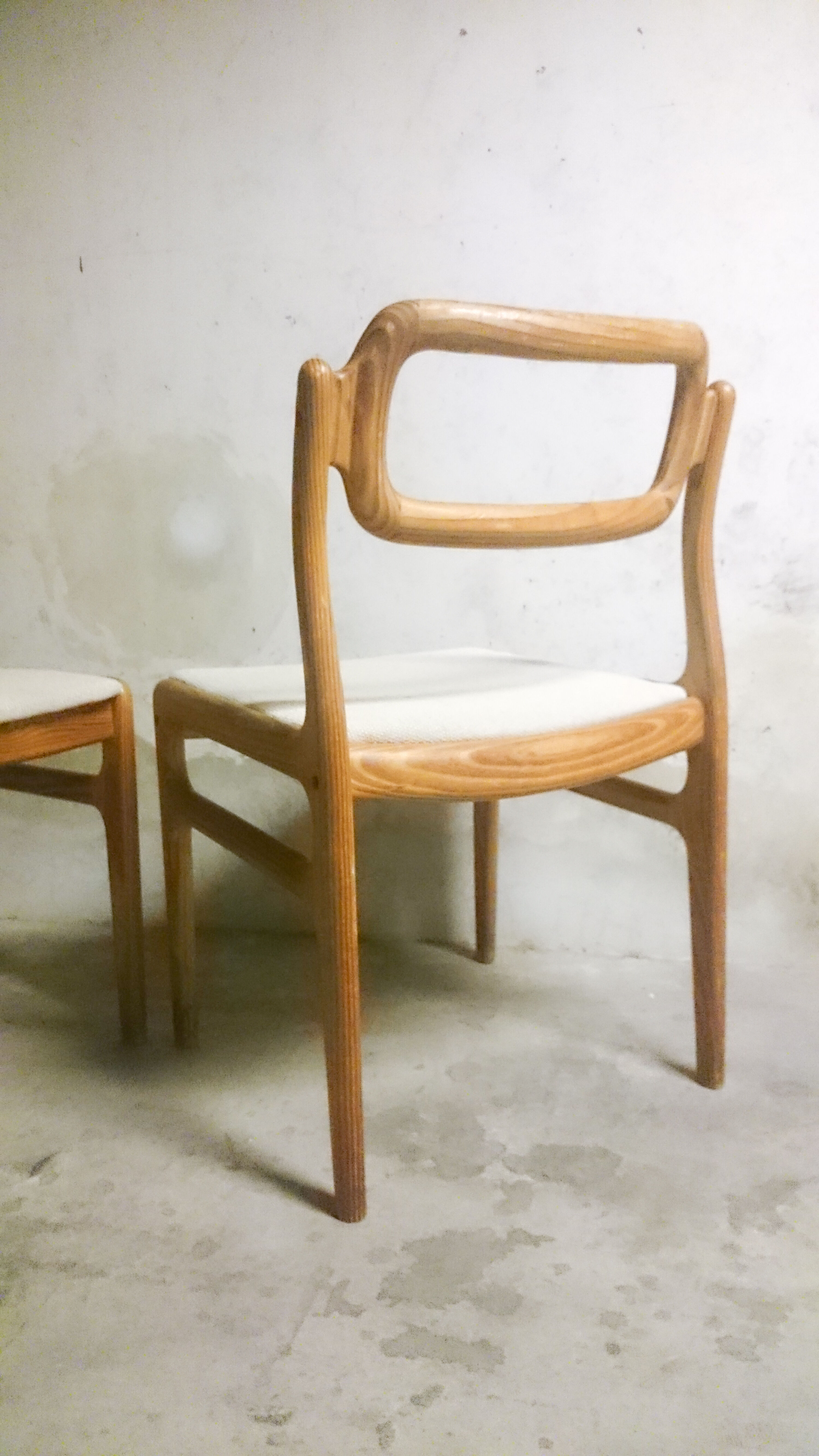 4 chairs by Johannes Andersen for Uldum Møbelfabrik, in pine, Scandinavian design, Denmark 1960's