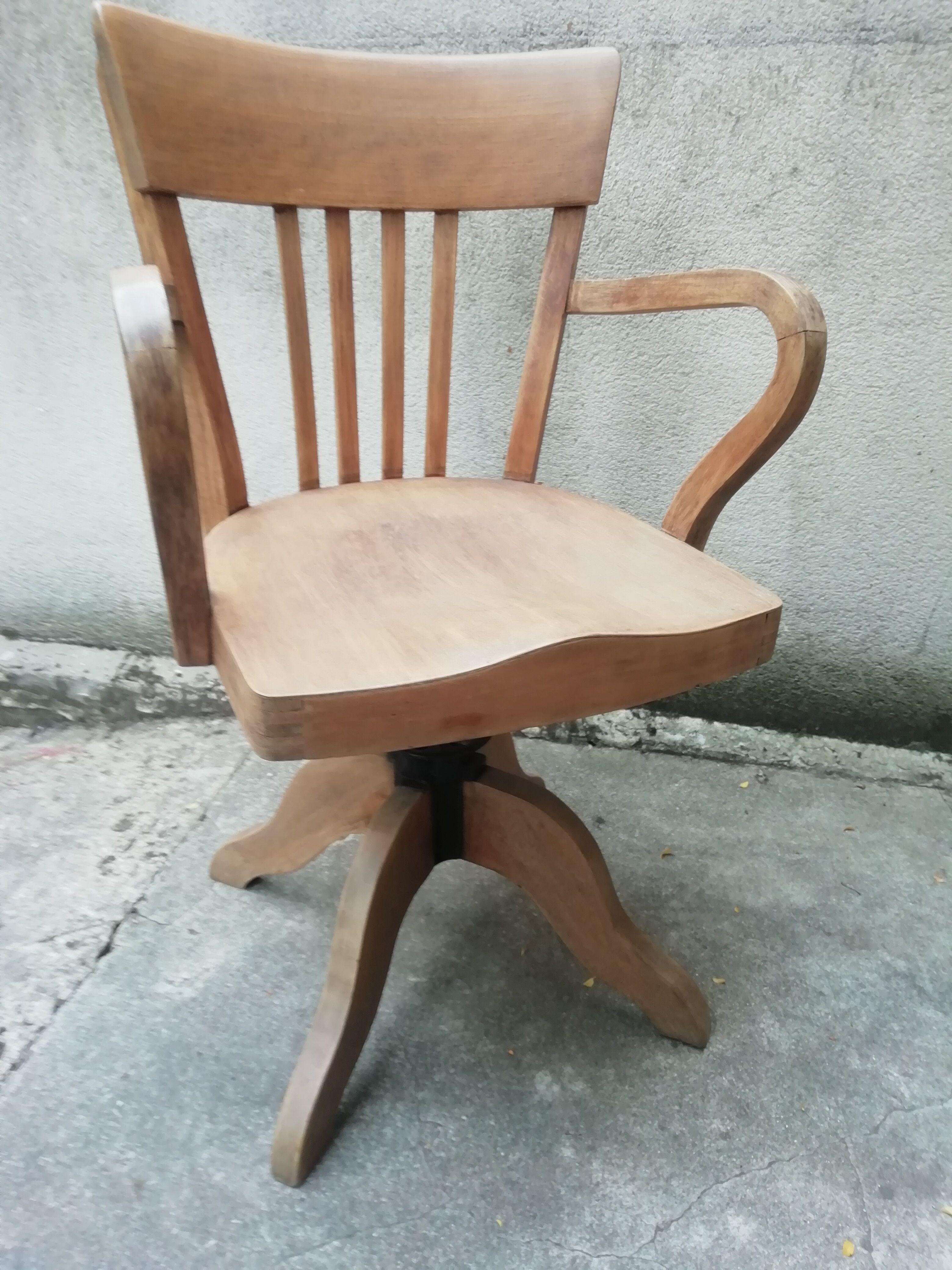 Baumann 'American' office chair