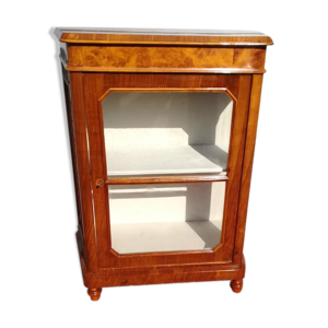 vitrine en noyer 19 ème