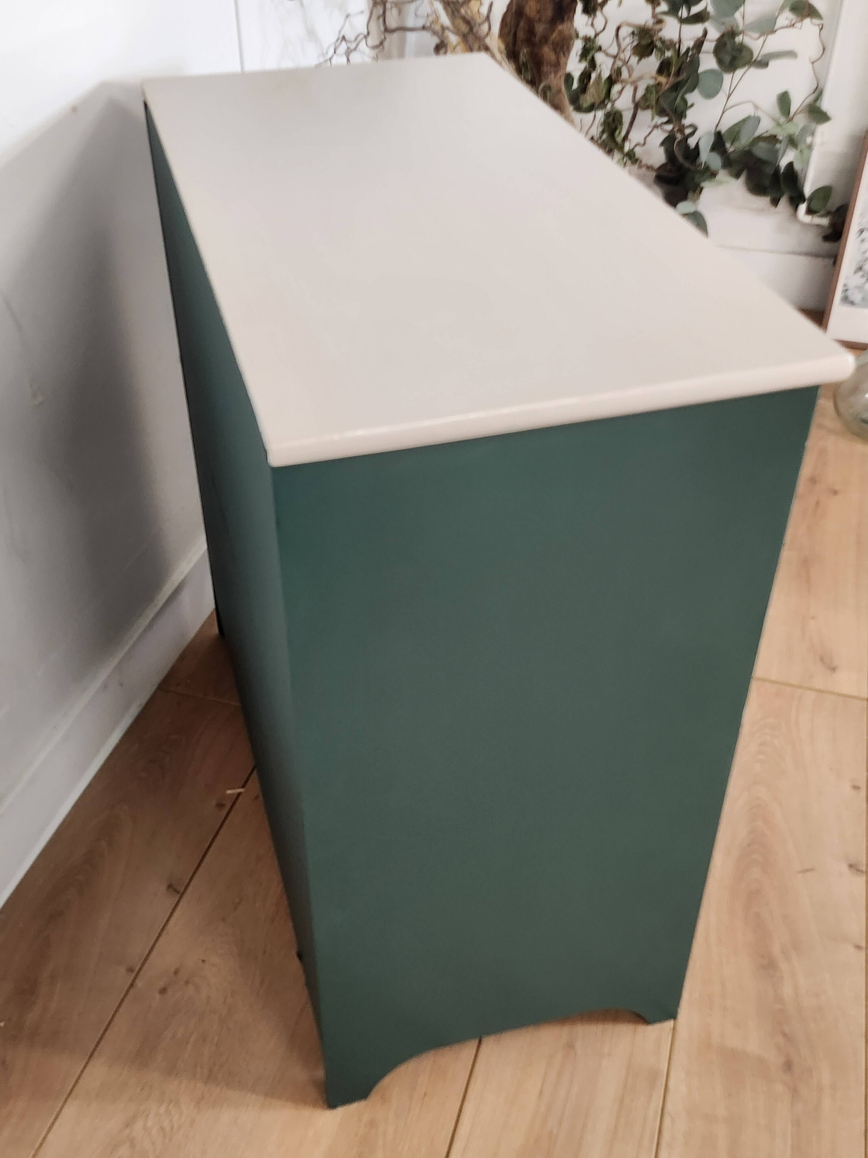 Spring commode 3 colours
