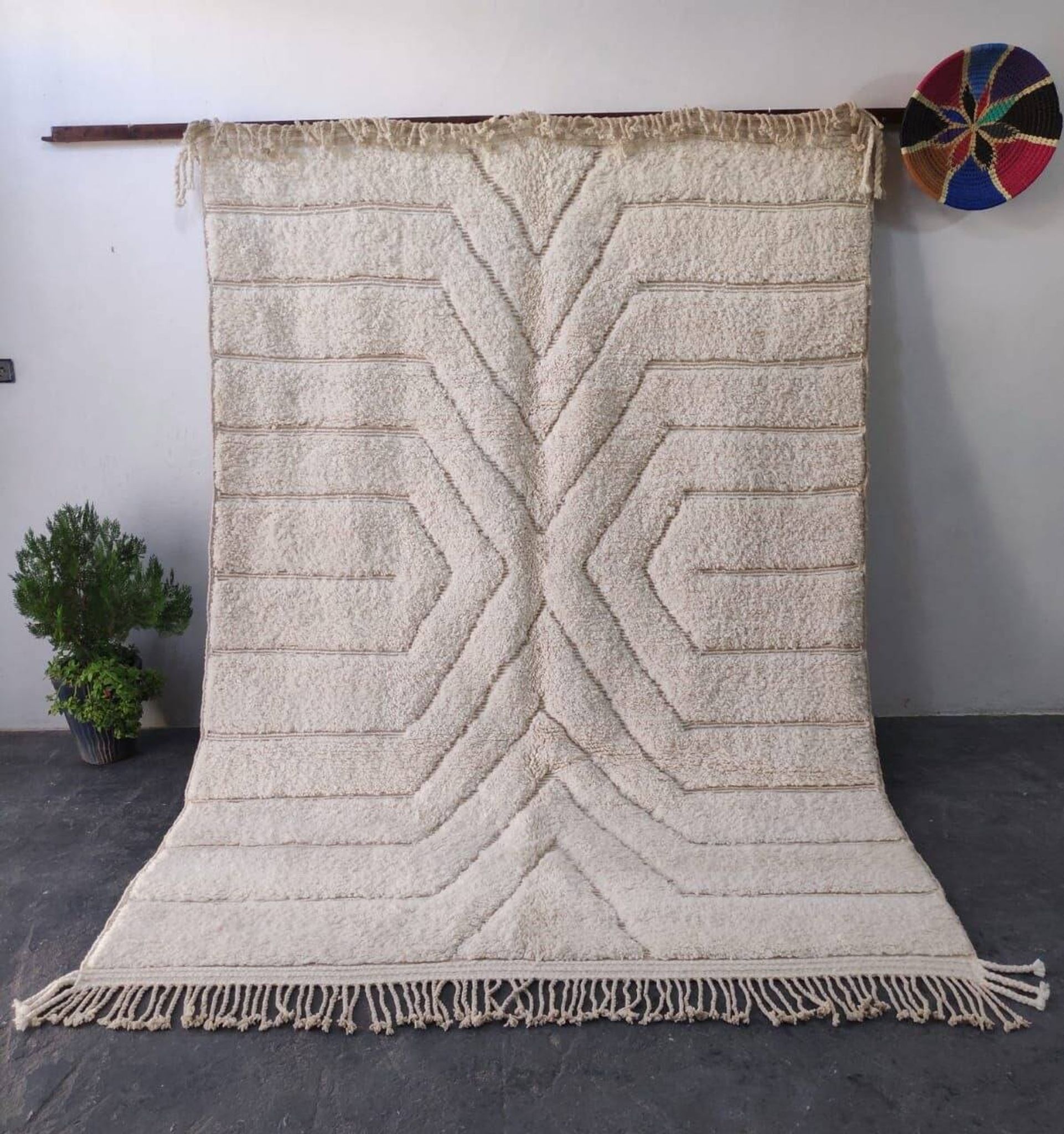 Large Sculpted Beni Ourain Rug with Geometric Design 300x200cm