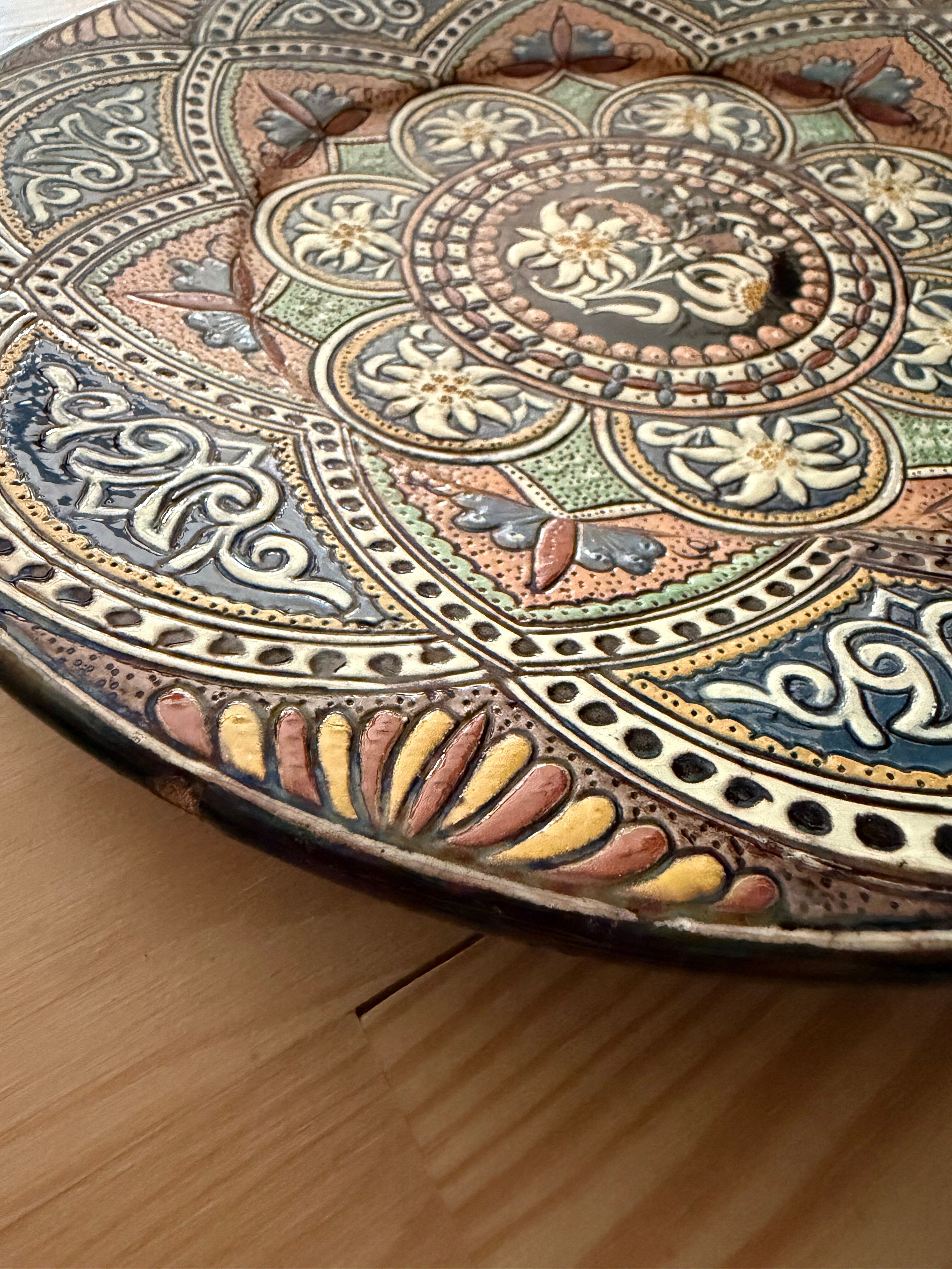 Majolica plate Thoune