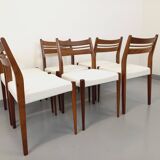 Set of 6 vintage Scandinavian chairs in teak and bouclette fabric from the 60s