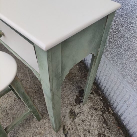 Console and two stools