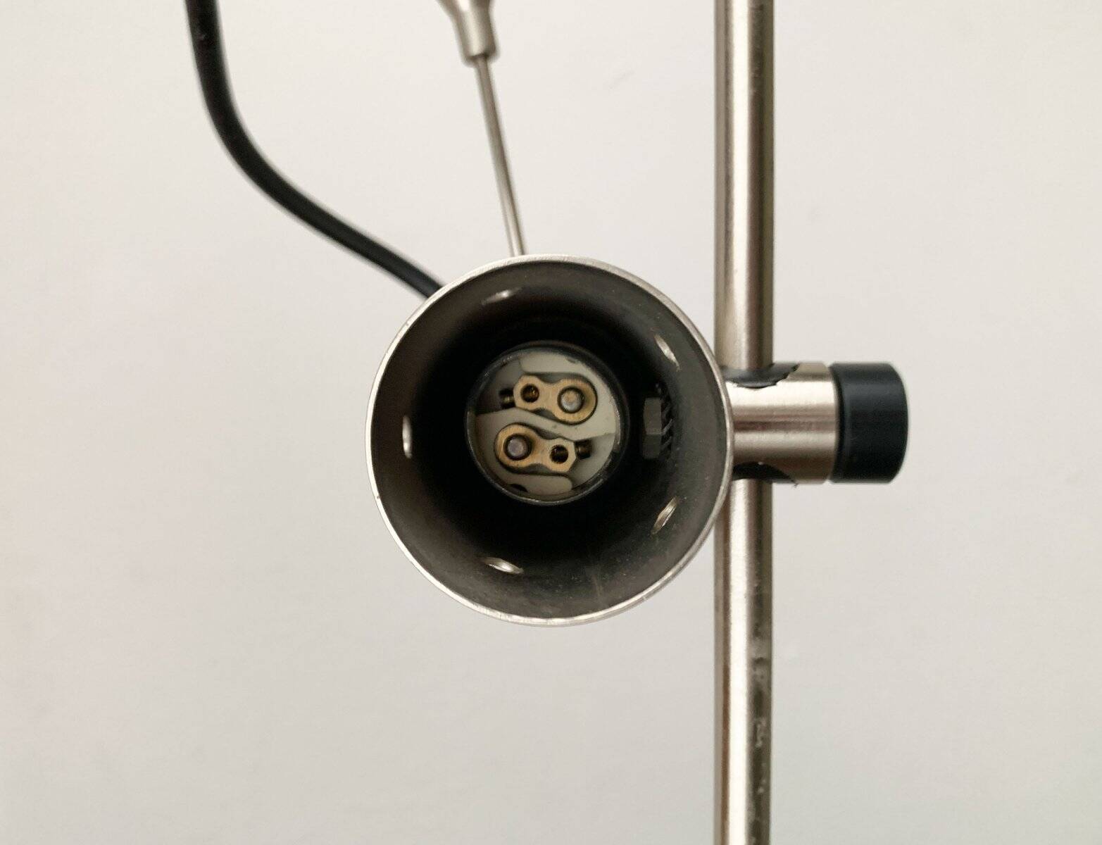 Italian table clamp lamp Model 255 by Tito Agnoli for Oluce, 1950s