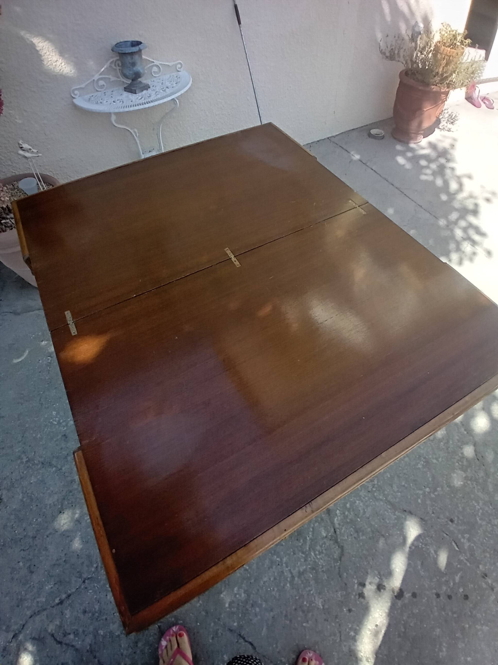 Table basse convertible en table à manger
