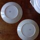 2 assiettes anciennes plates (ø 25 cm) en faïence terre de fer creil montereau massena