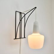 Applique murale moderniste fil métal verre