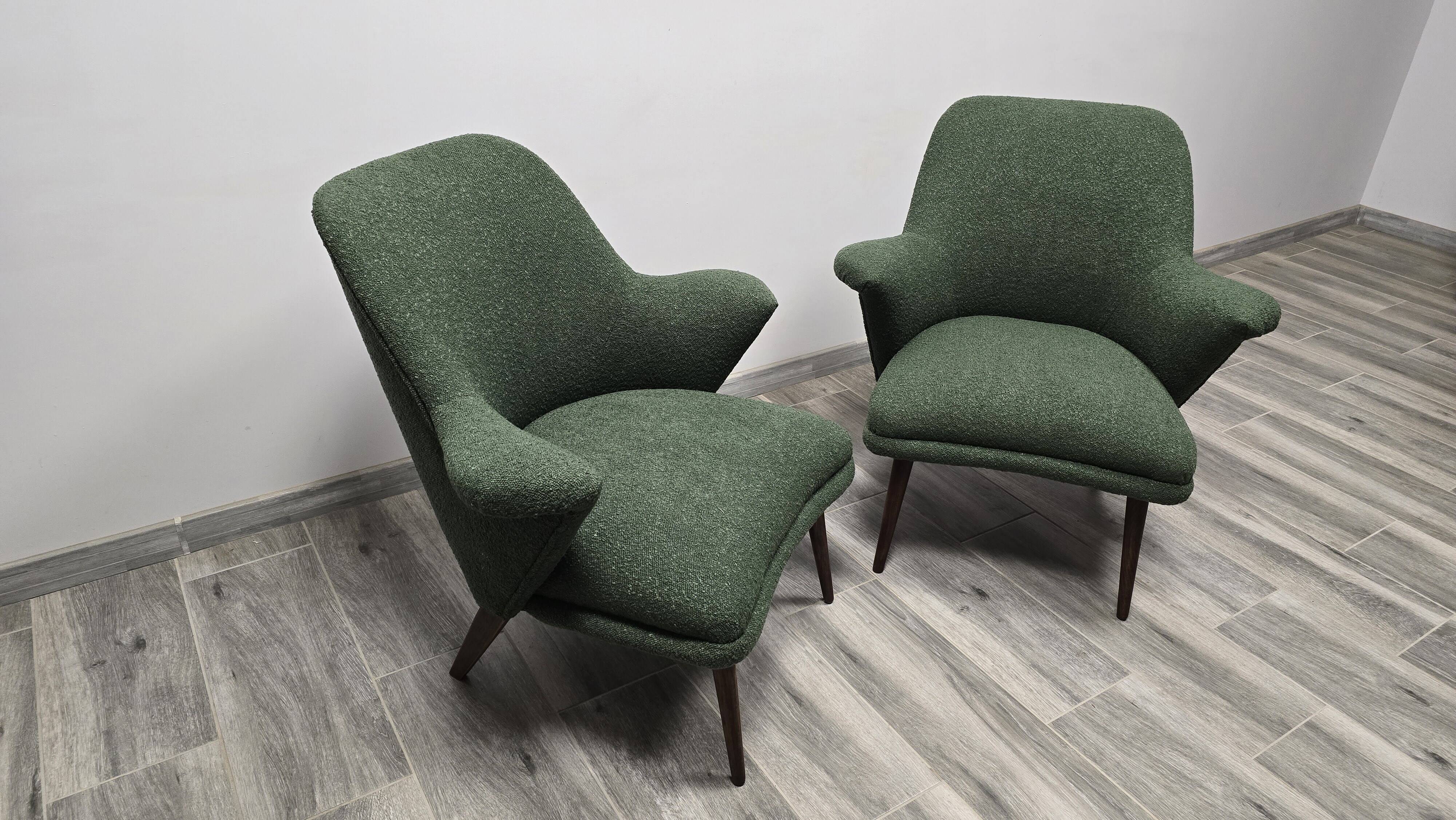 Fauteuils boucle du milieu du siècle