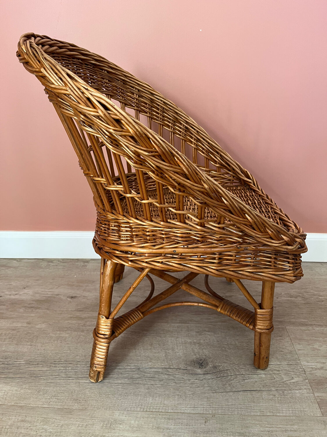 Small wicker children's armchair