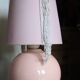 Lampe boule en céramique rose