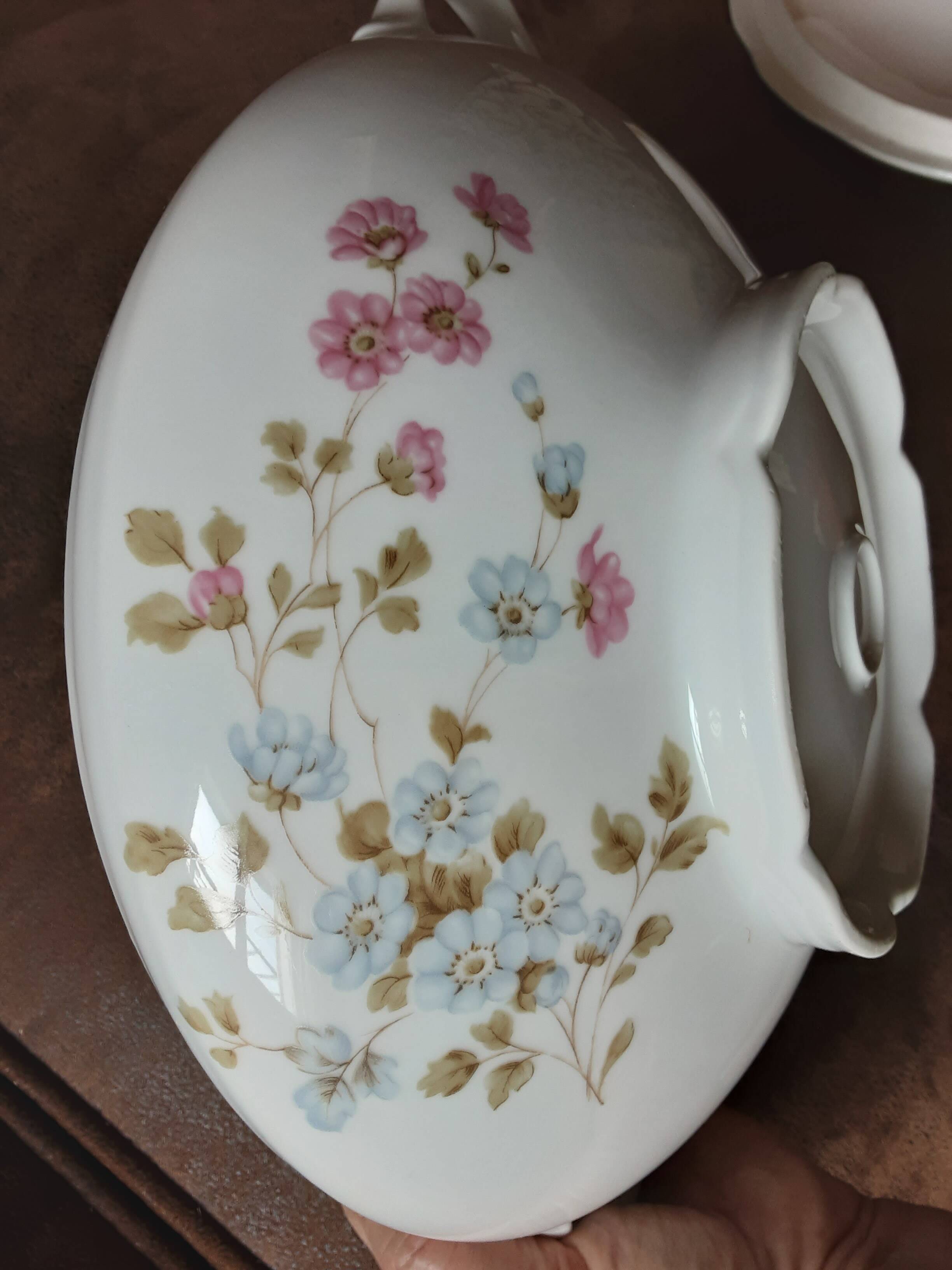 Soup tureen A Deshoulieres