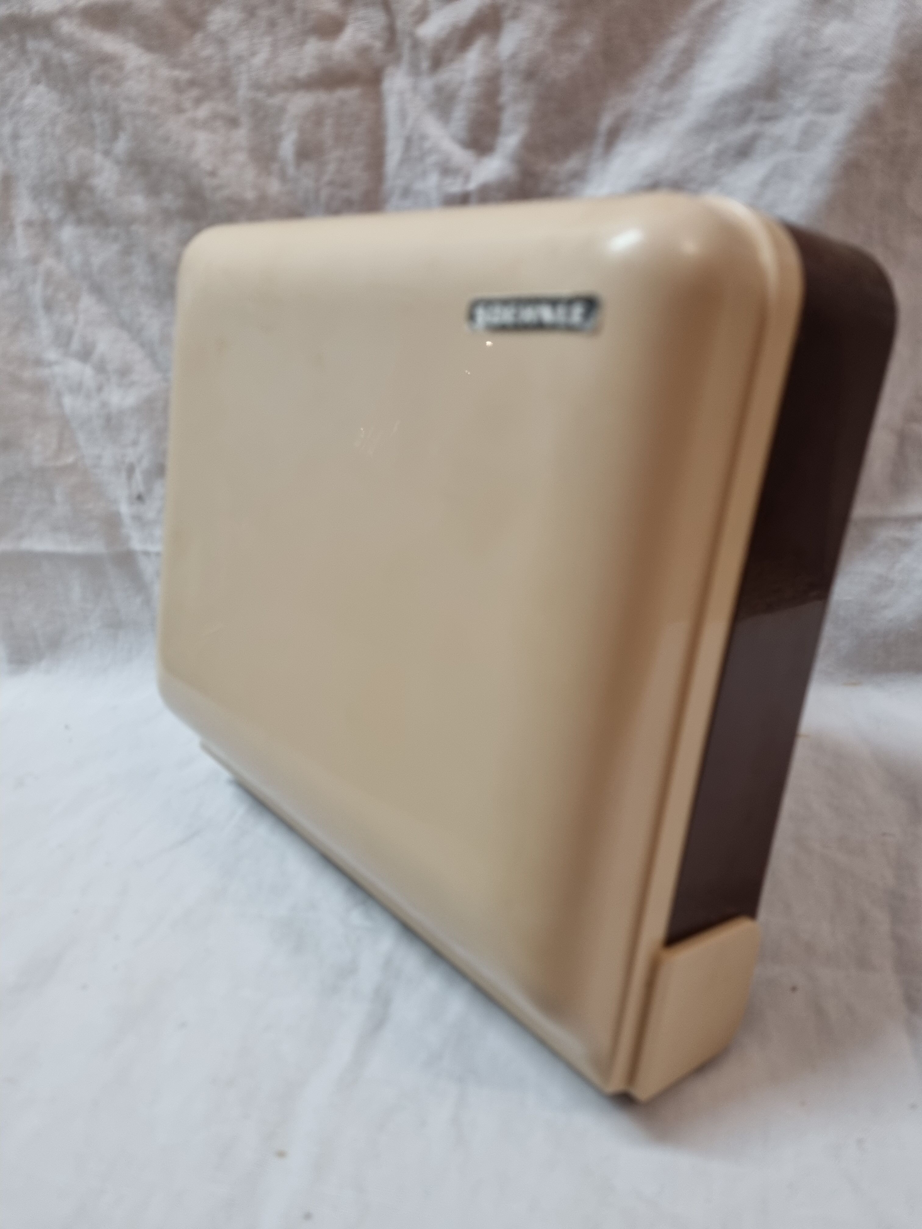 Soehnel wall scale from 1970