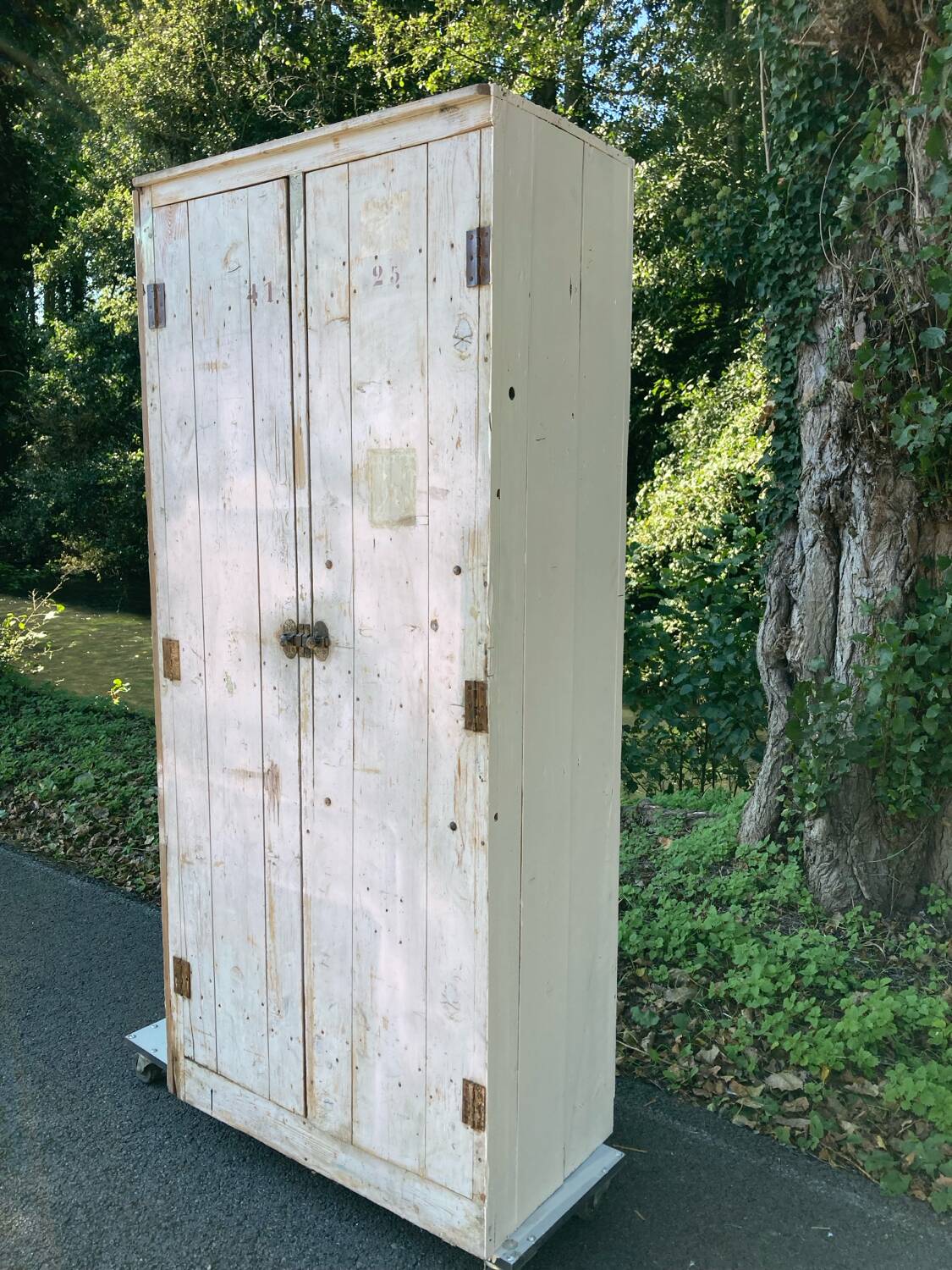 Wooden workshop cabinet