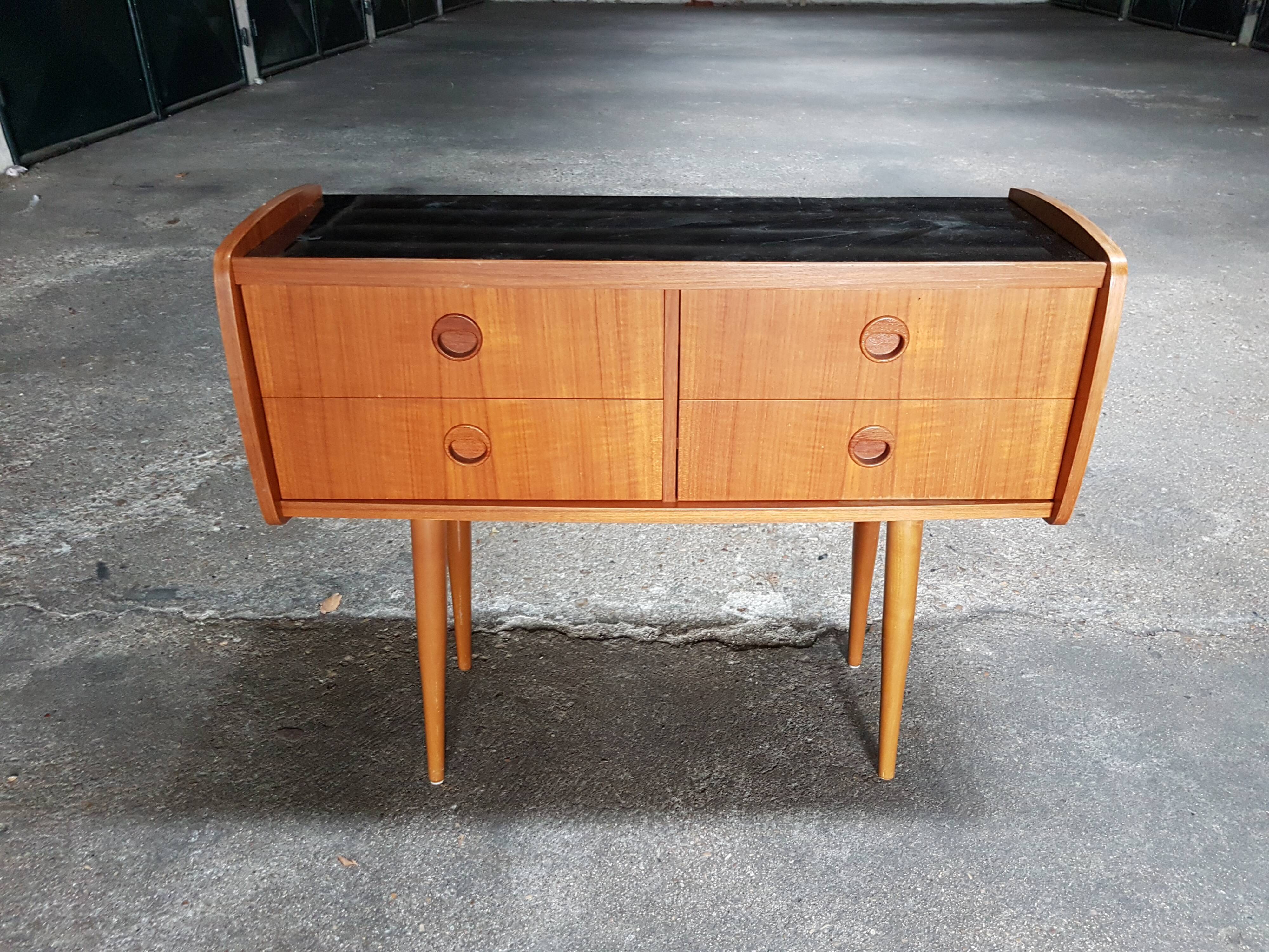 Commode scandinave vintage