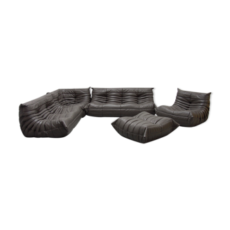 Togo sofa set model designed by Michel Ducaroy 1973