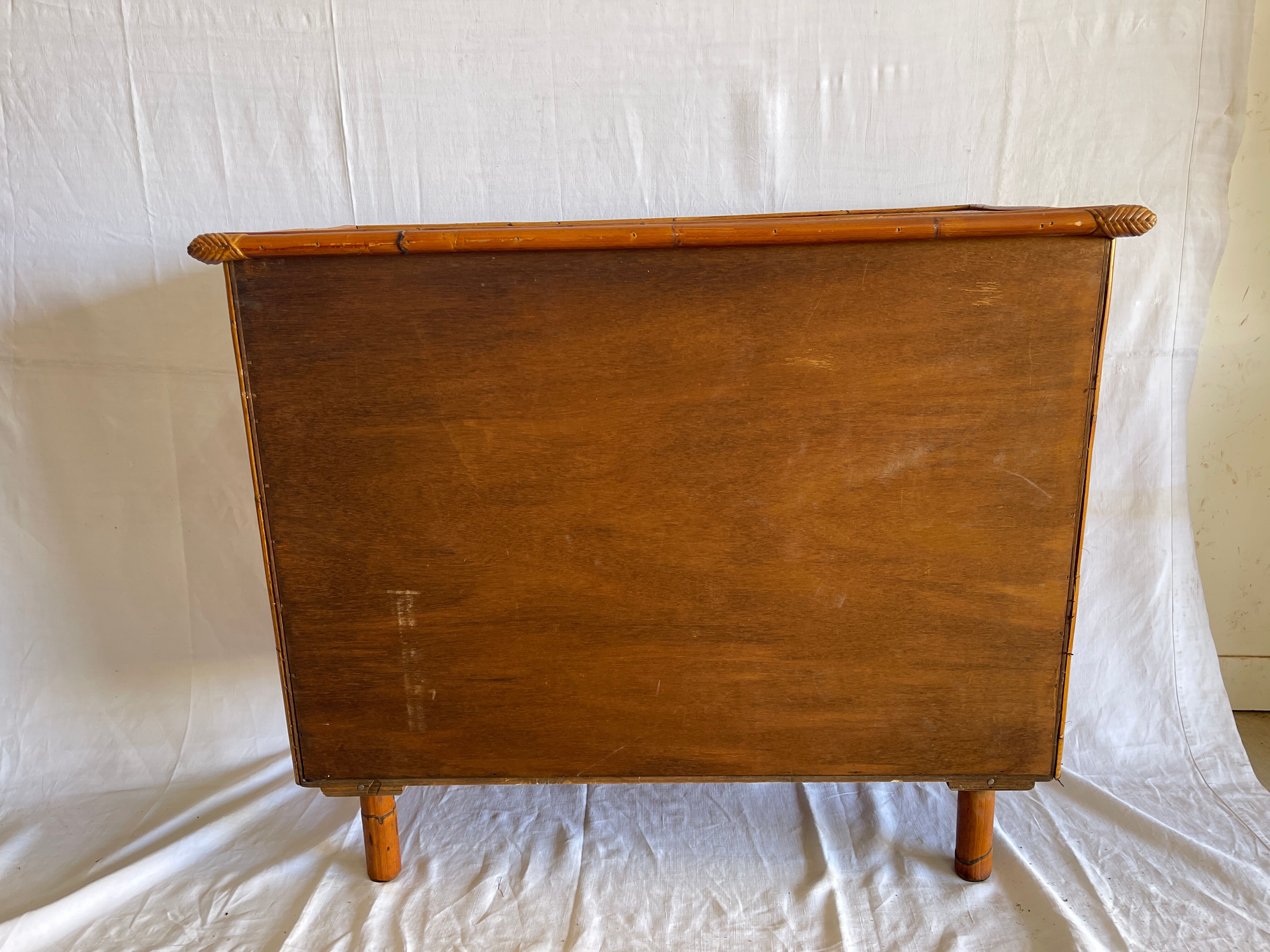 Commode  vintage en rotin et cannage