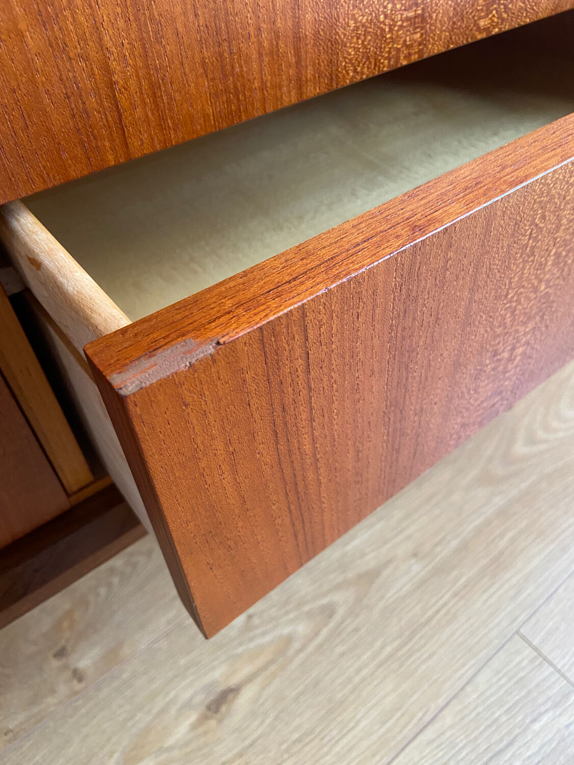 Vintage hairdresser 60s