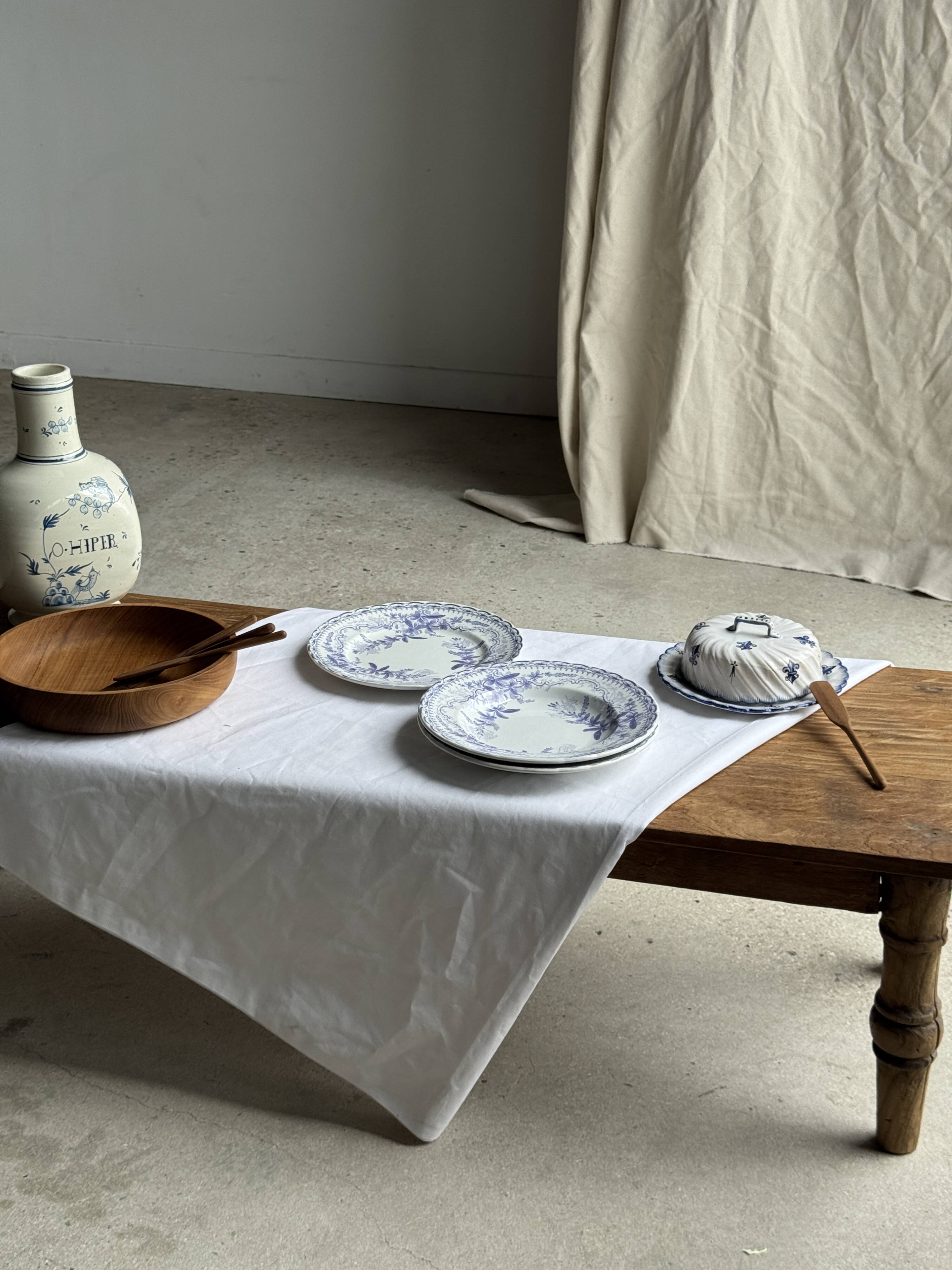 Set of 5 flat plates in earthenware with a lavender floral design H2 D22