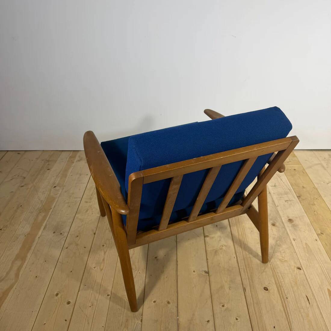 Danish armchair from the 1960s – Mid-century teak seat