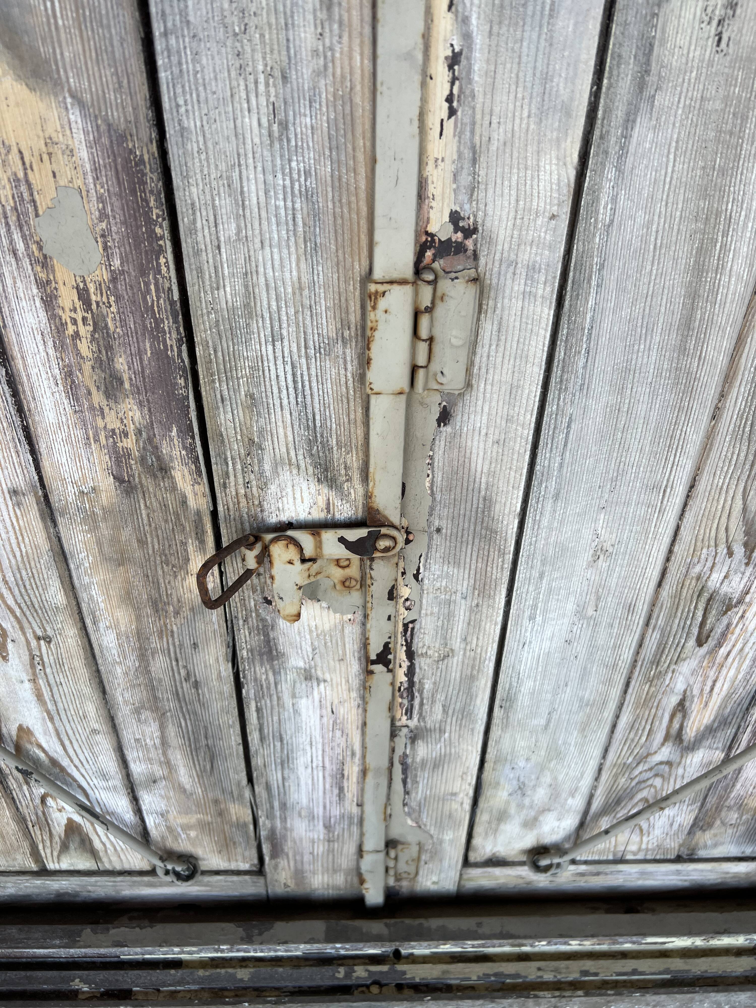 Louver and its frames