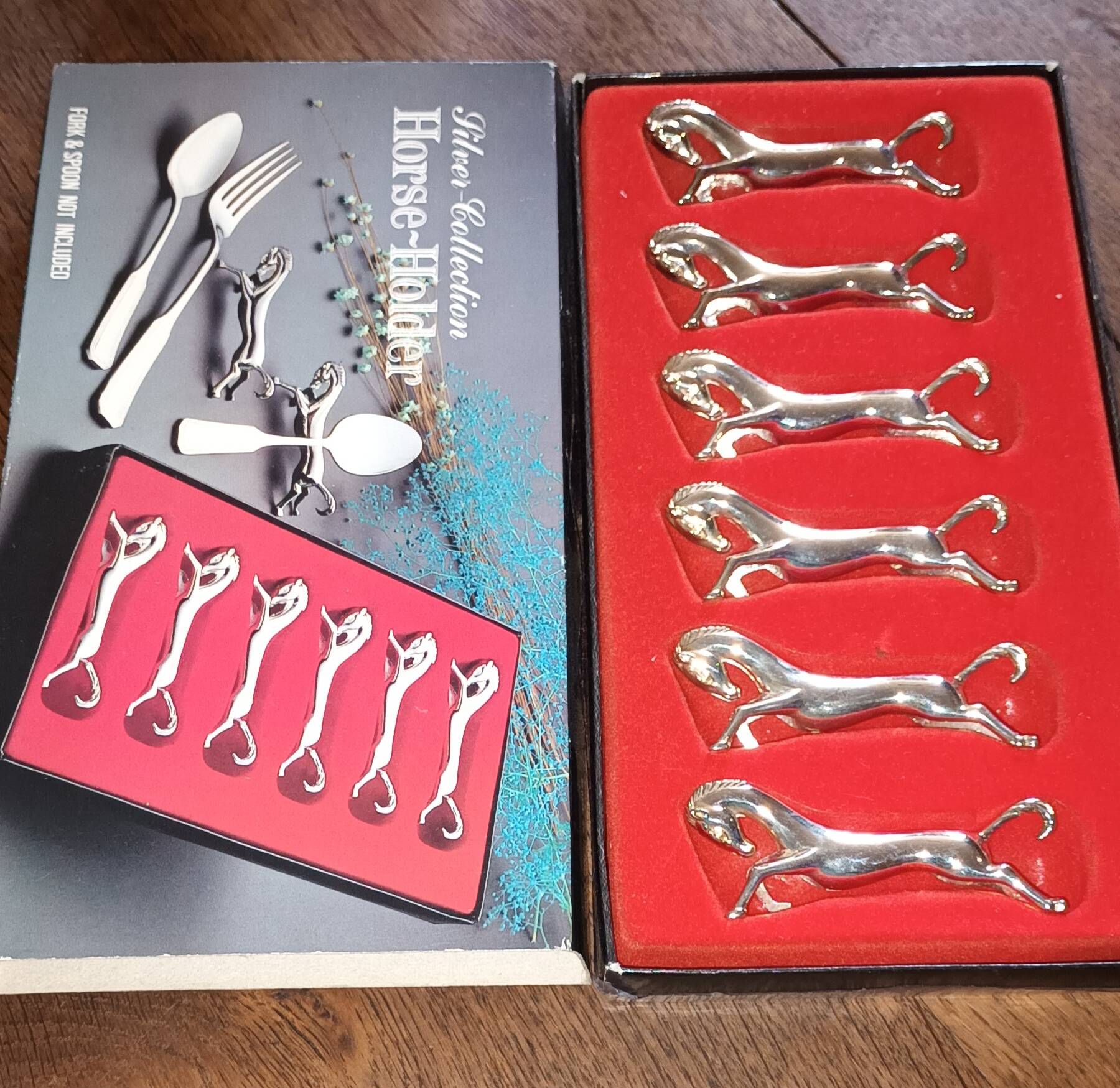 6 "horse" knife holders