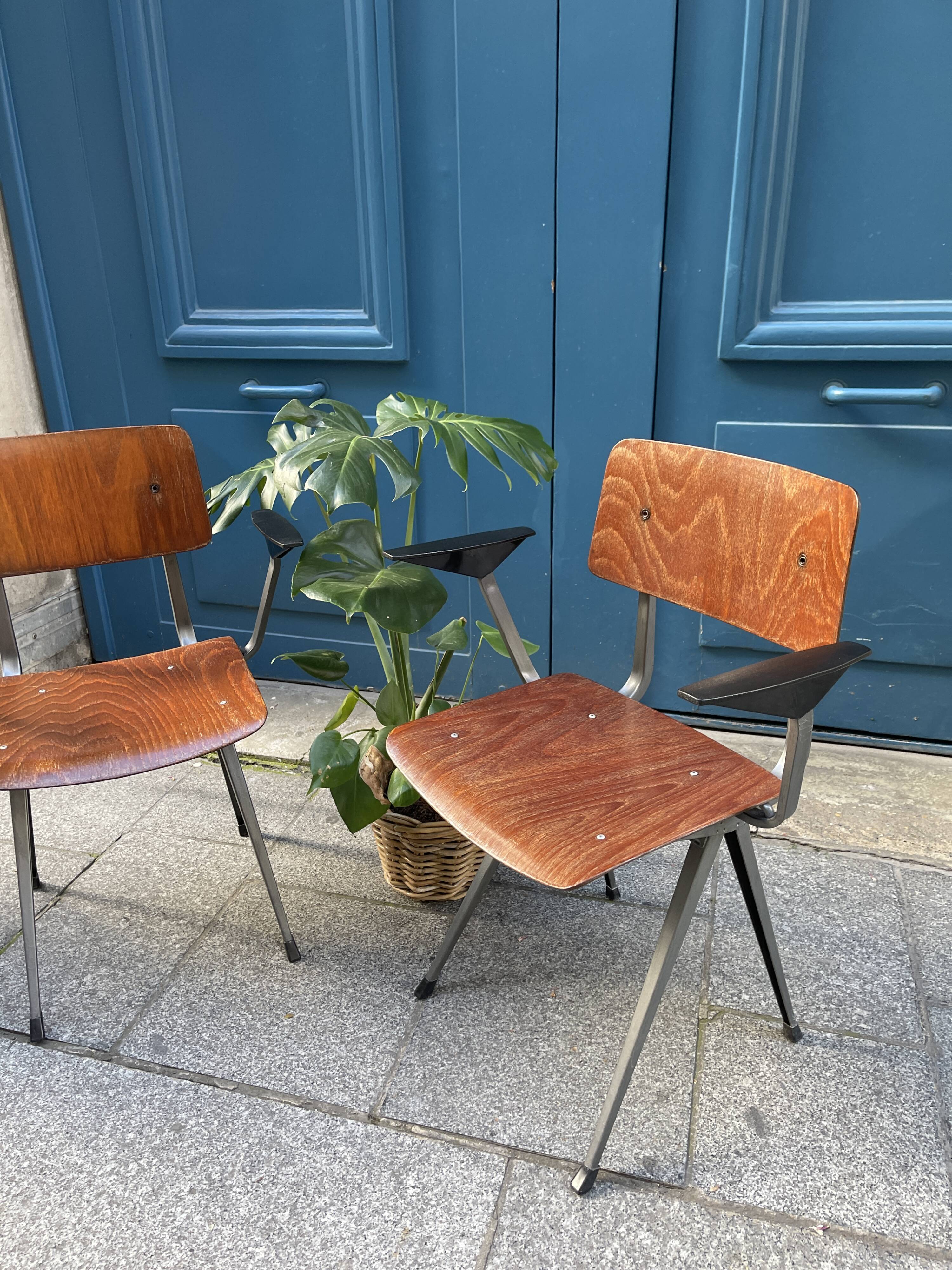 Friso Kramer wooden chair