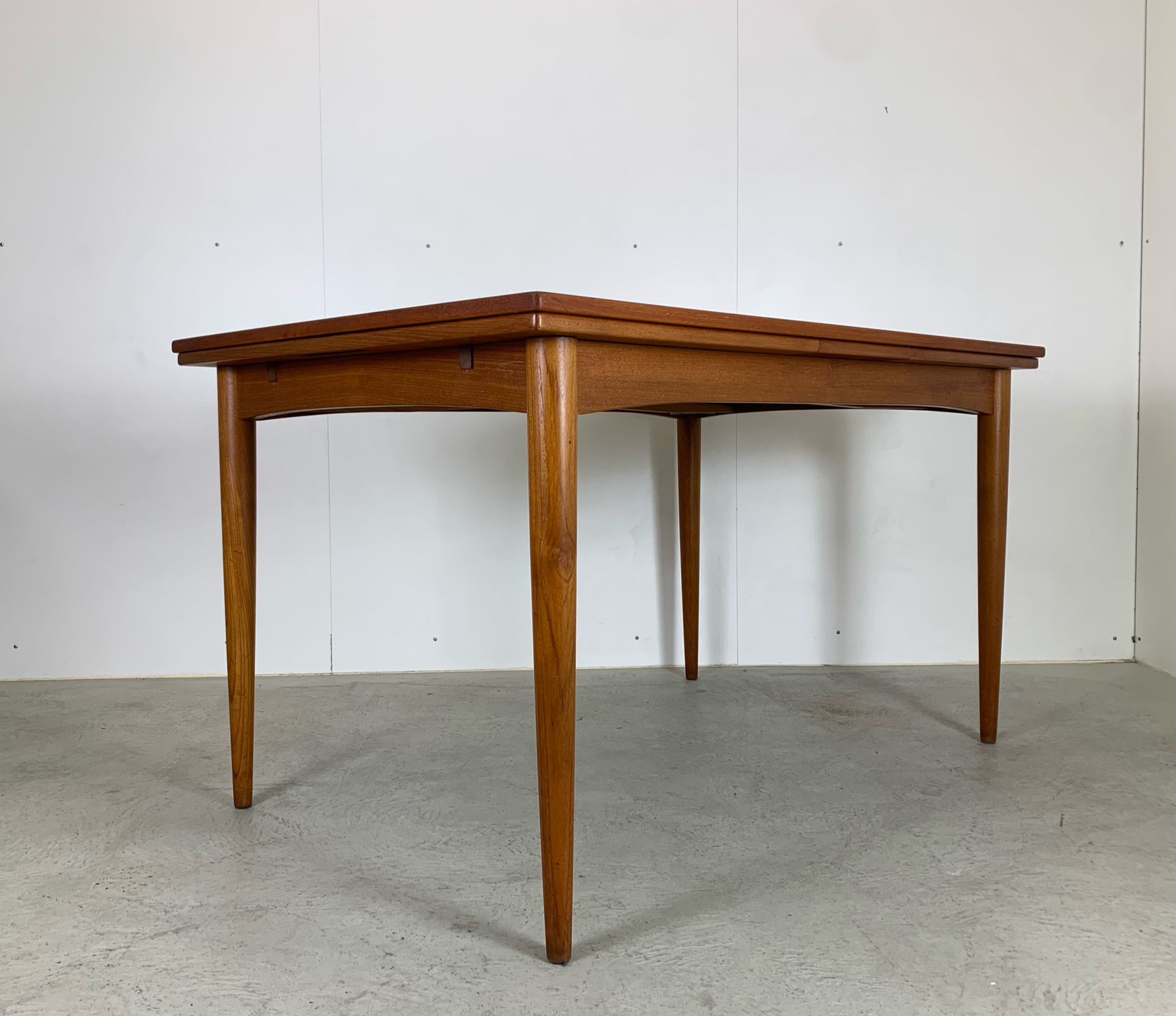 Table à manger en teck danois par Kai Kristiansen années 1960