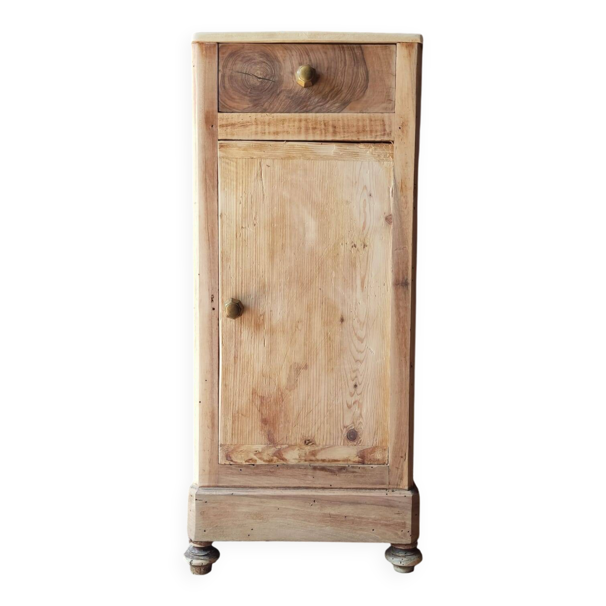 Chevet ancien en bois massif