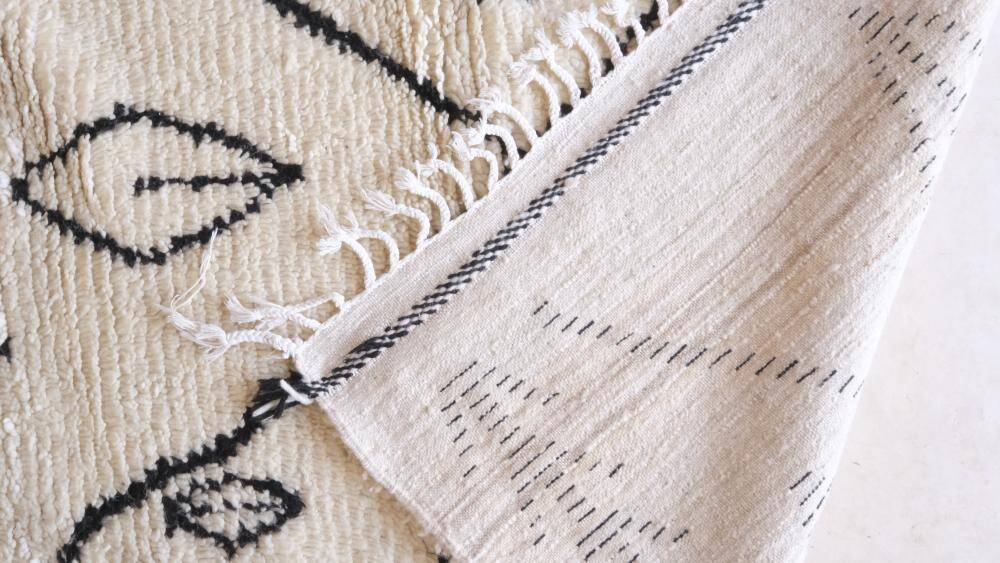 Azilal Berber Rug - 353 x 246 cm