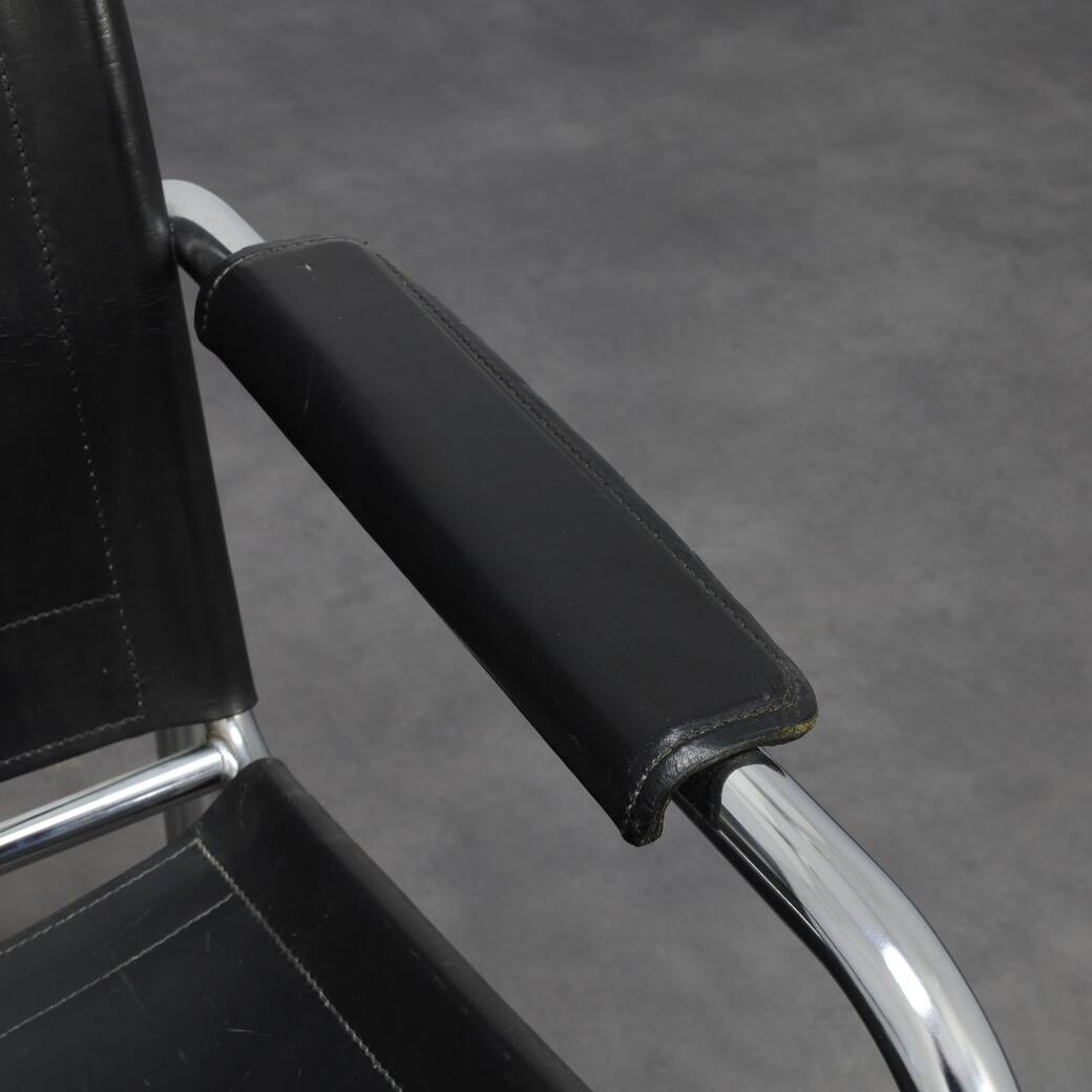 Fauteuil en cuir « Klinte » par Tord Björklund