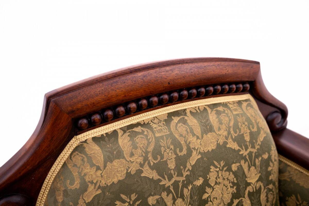 Antique Biedermeier living room set from around 1870.