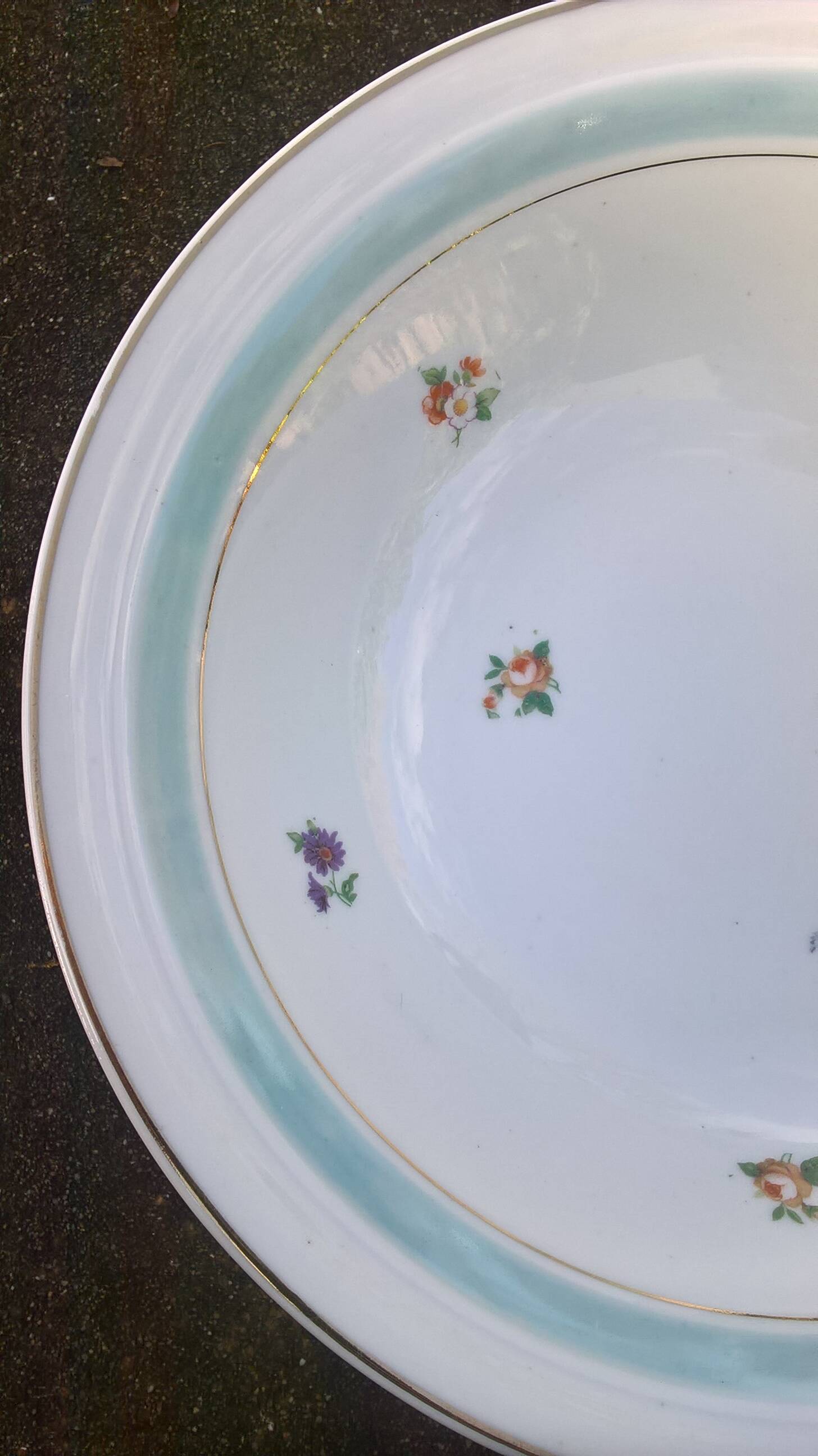 Porcelain compote bowl