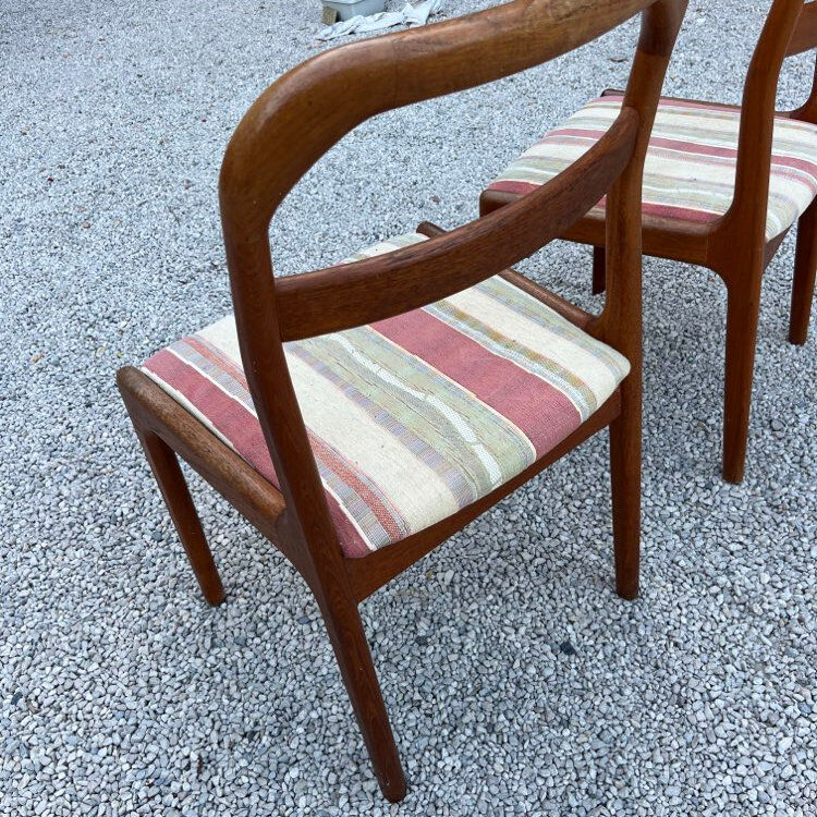 Pair of Scandinavian teak chairs from the 1960s.