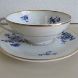 Tea cups and under cups Limoges art deco