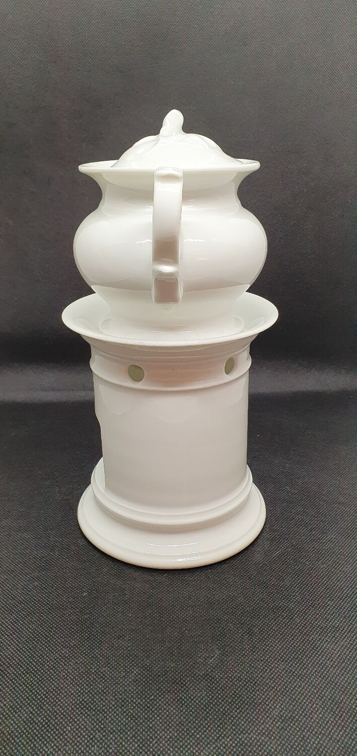 Porcelain herbal tea pot