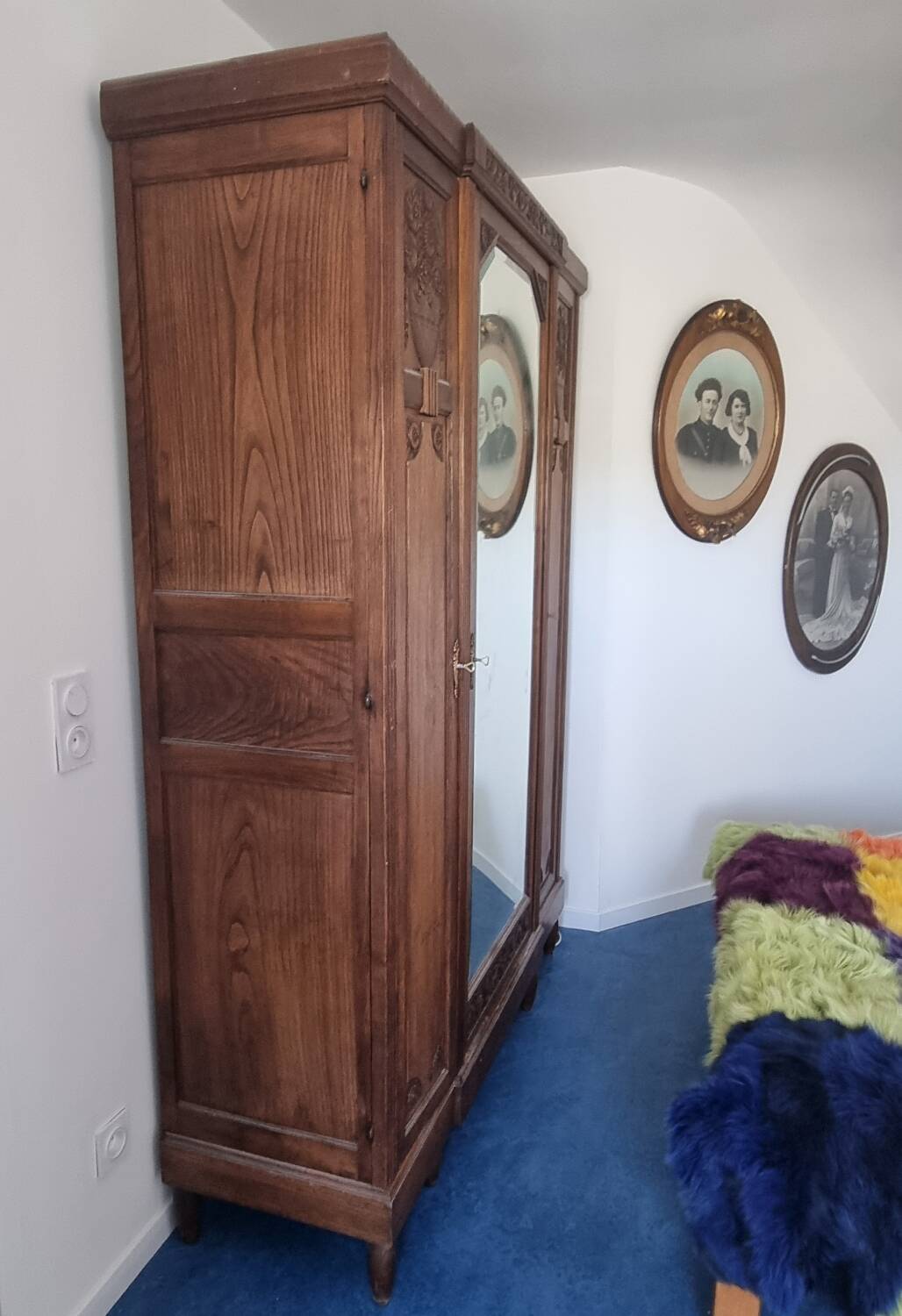 Art Nouveau wardrobe from 1900/1910