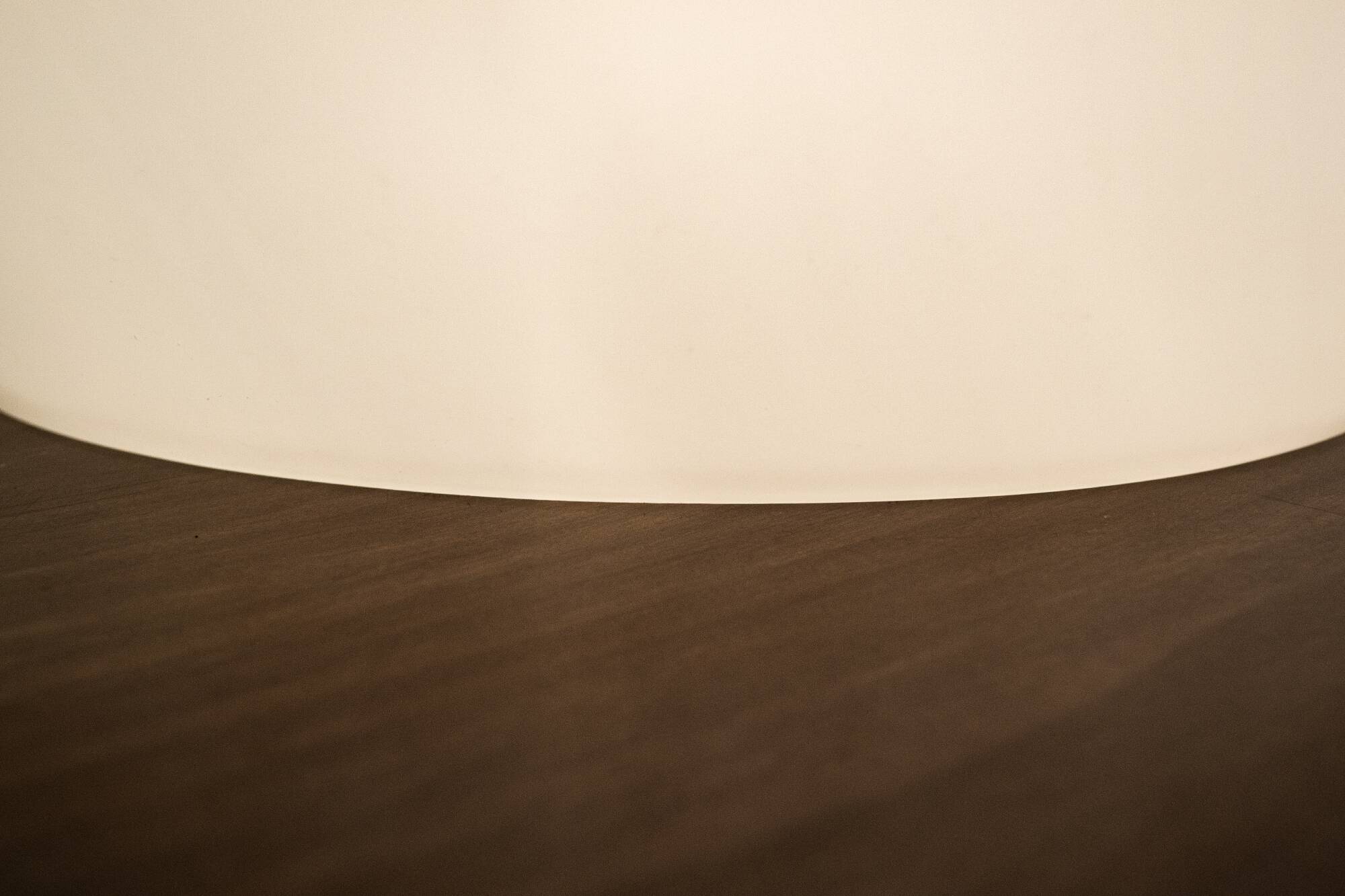 Lampada da tavolo Nonzolo L428 di Michael Red per  Vistosi Anni '70