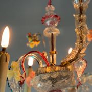 Rezzonico Venetian chandelier in multicolored Murano glass, 12 light arms, circa 1900