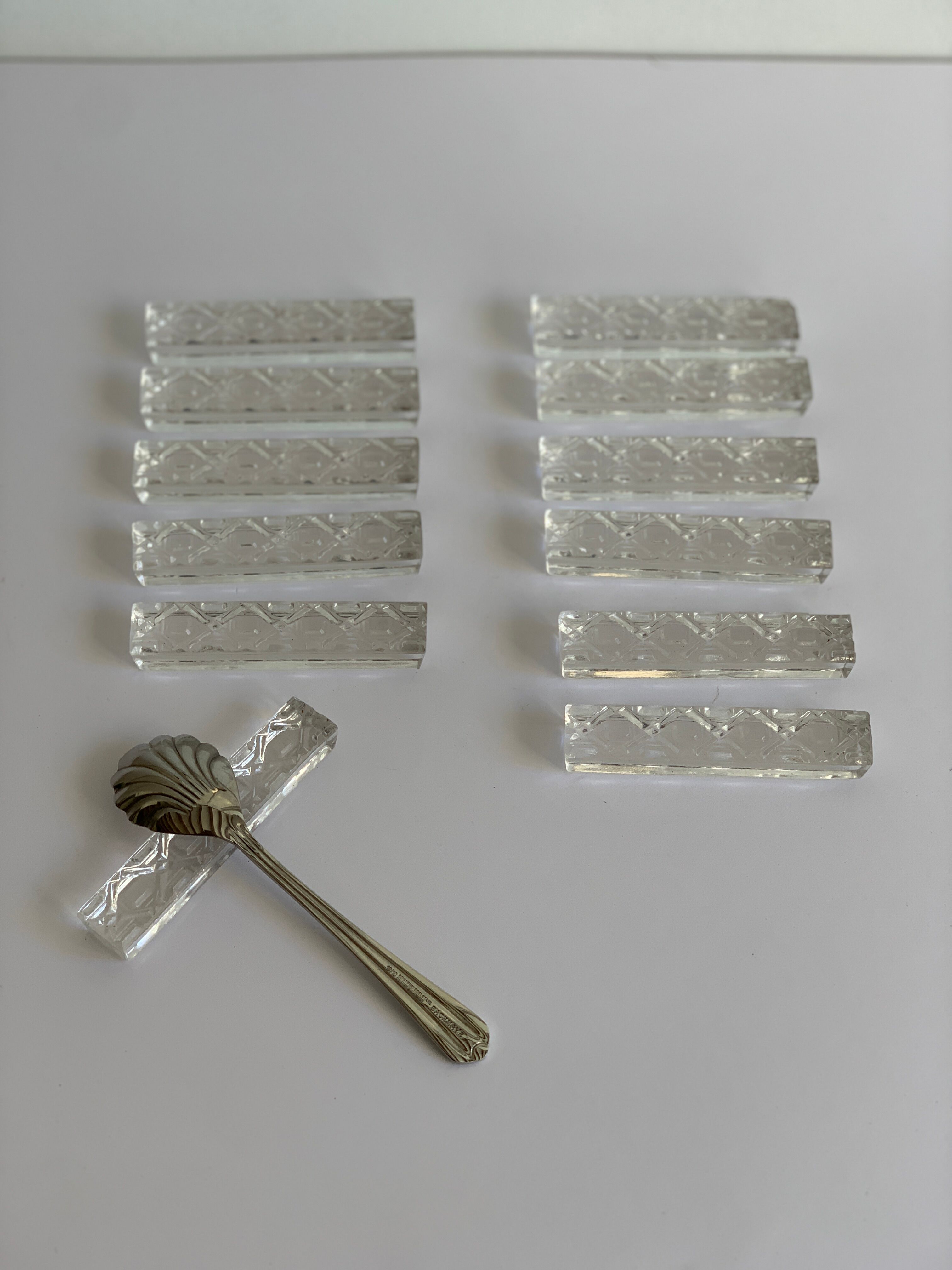 12 crystal knife doors